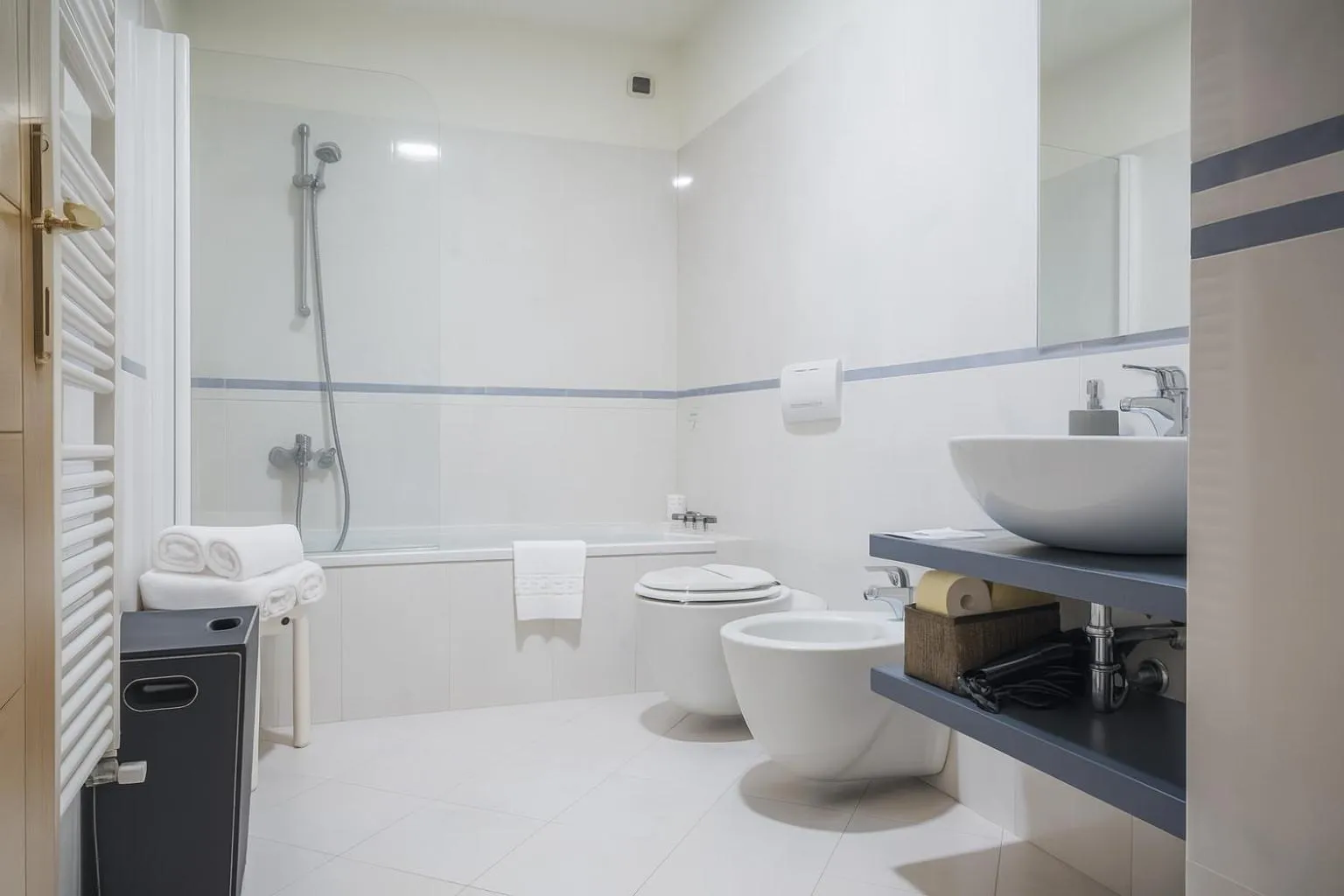 Piazza Paradiso Accommodation