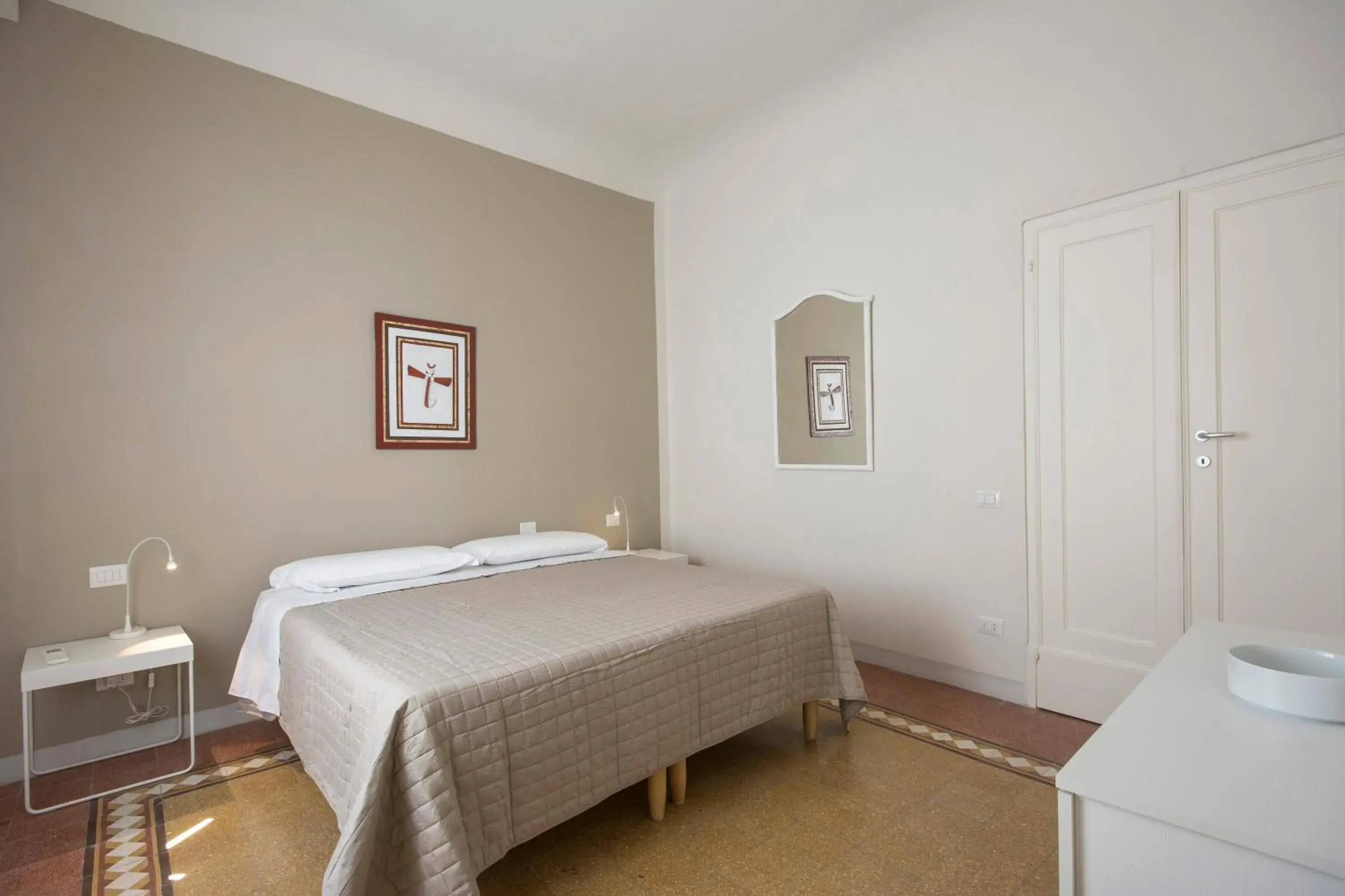 Bedroom, Bed in Piazza Paradiso Accommodation Bedroom, Bed in Piazza Paradiso Accommodation