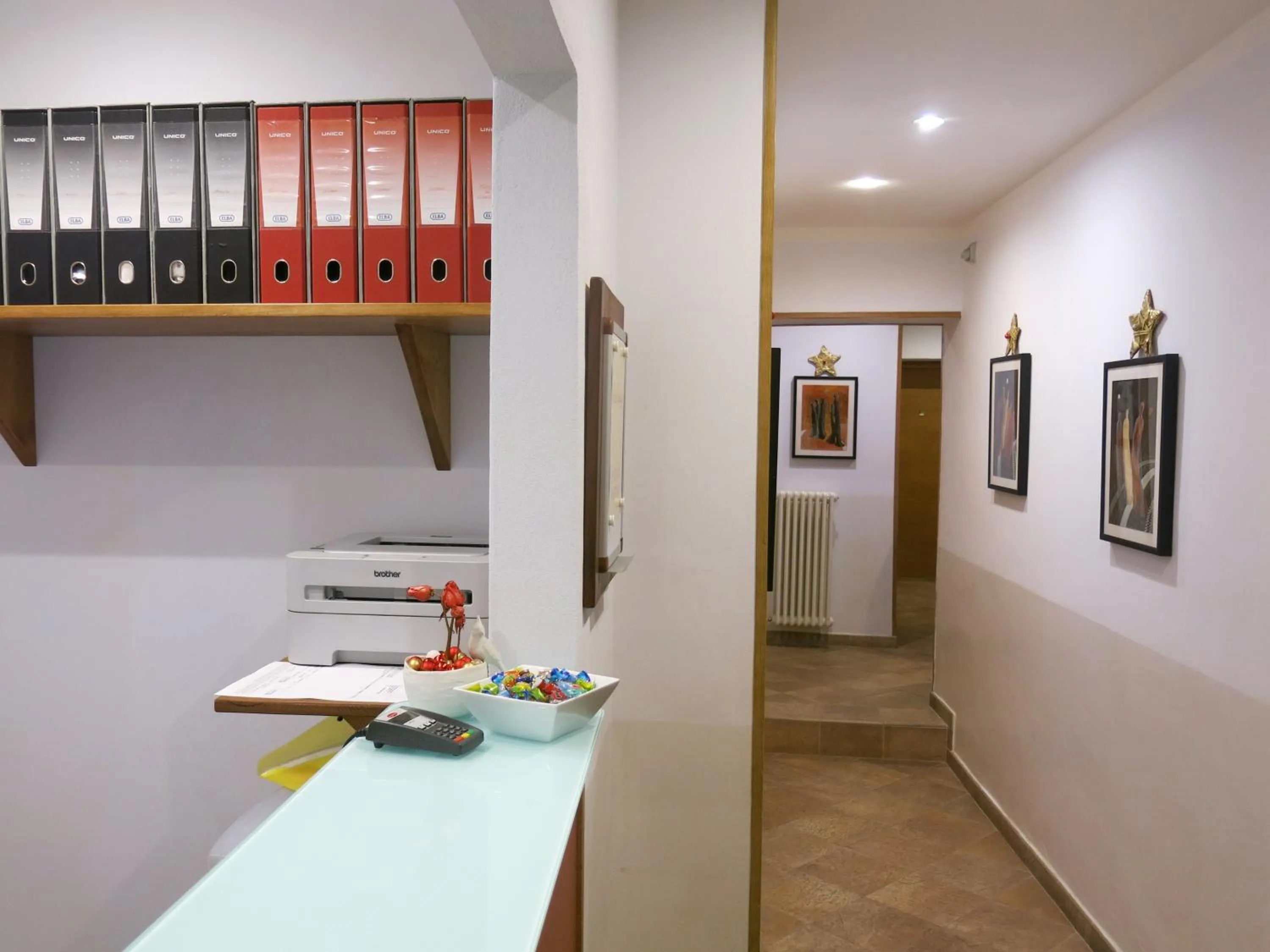 Decorative detail in Piazza Paradiso Accommodation