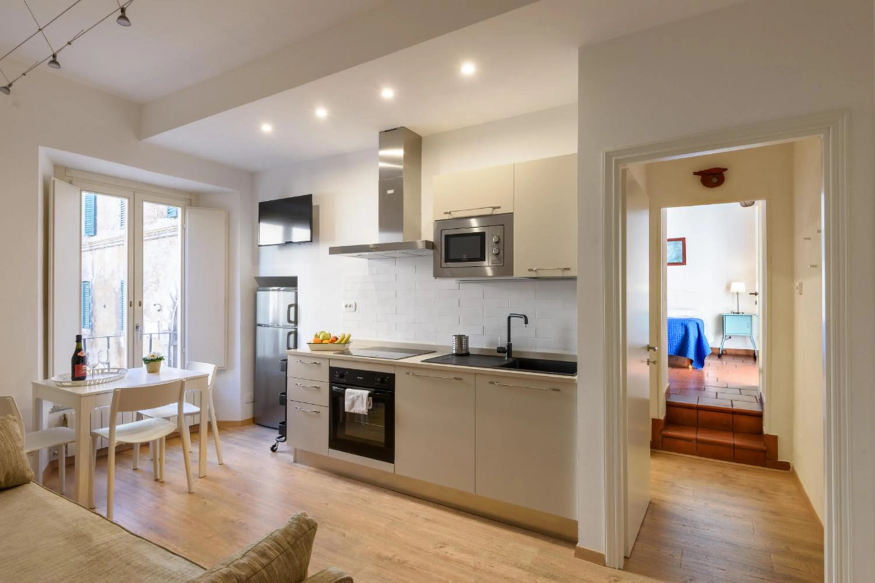 Kitchen or kitchenette in Piazza Paradiso Accommodation