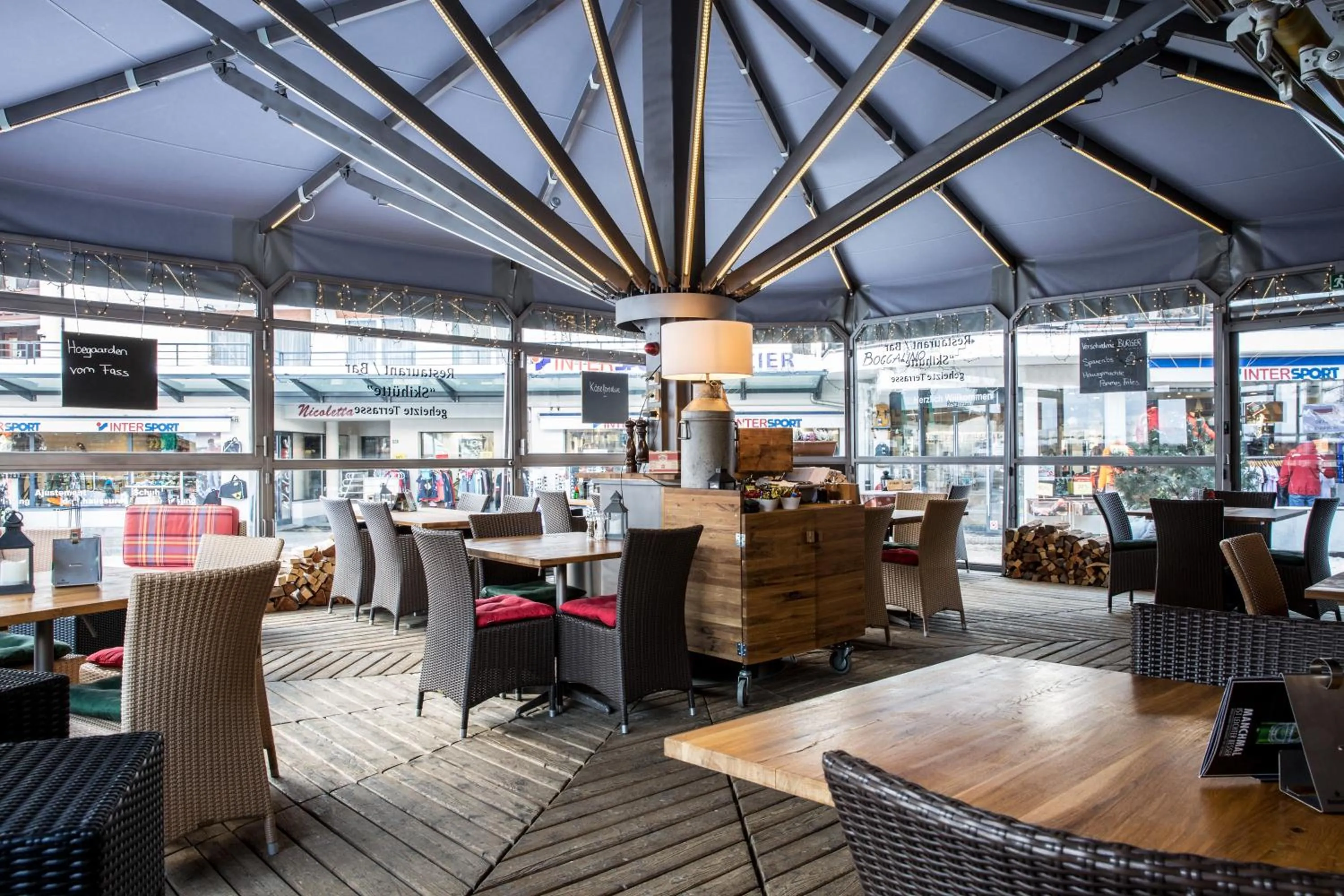 Restaurant/places to eat in Hotel Burgener