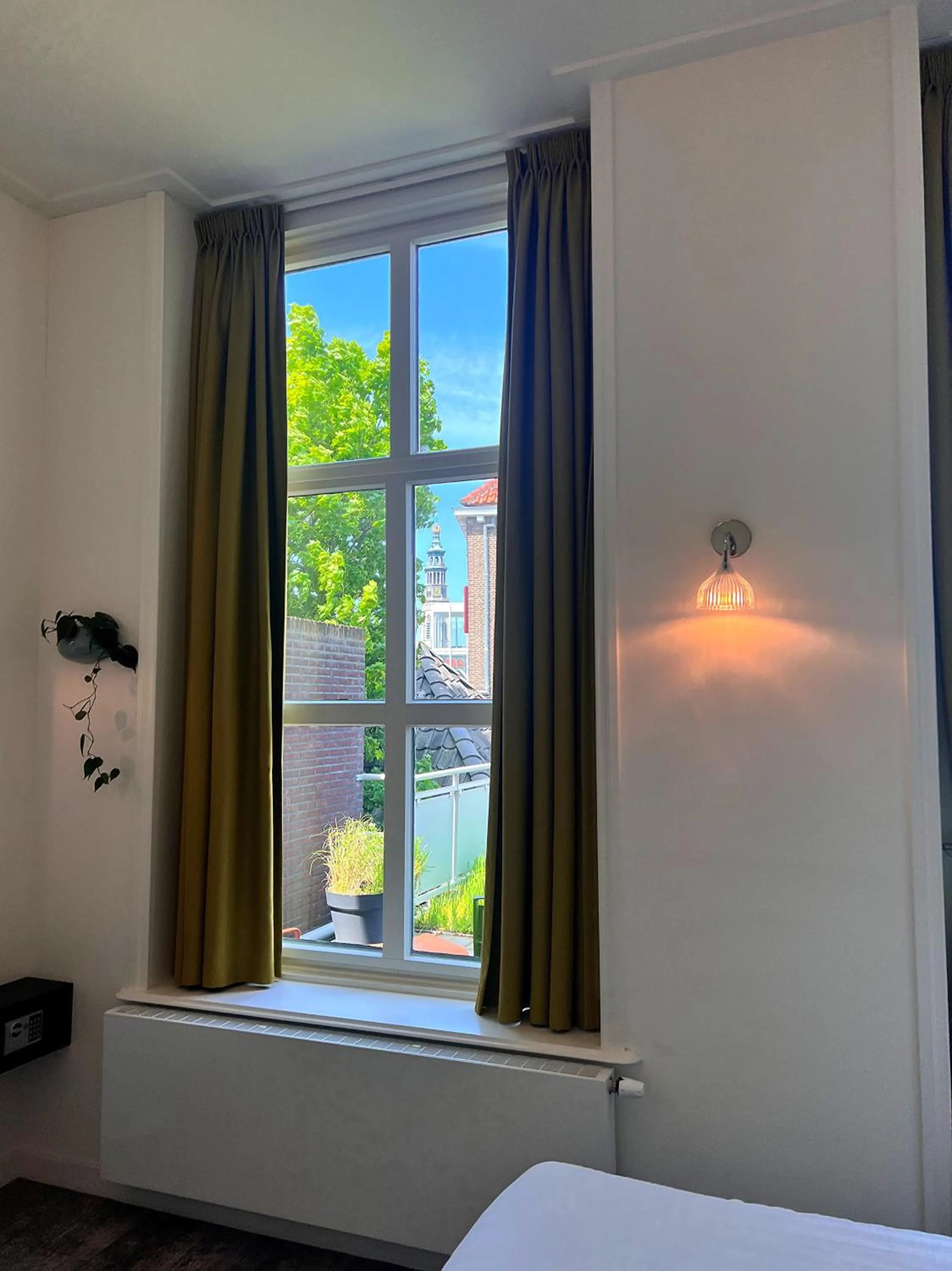 Bed in Hotel Loskade 45