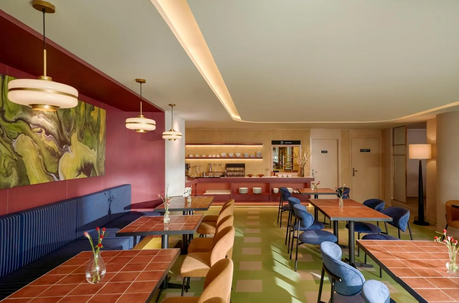 Restaurant/places to eat in M Village Hotel Kim Mã