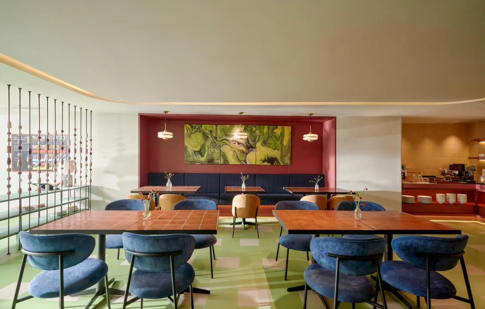 Restaurant/places to eat in M Village Hotel Kim Mã