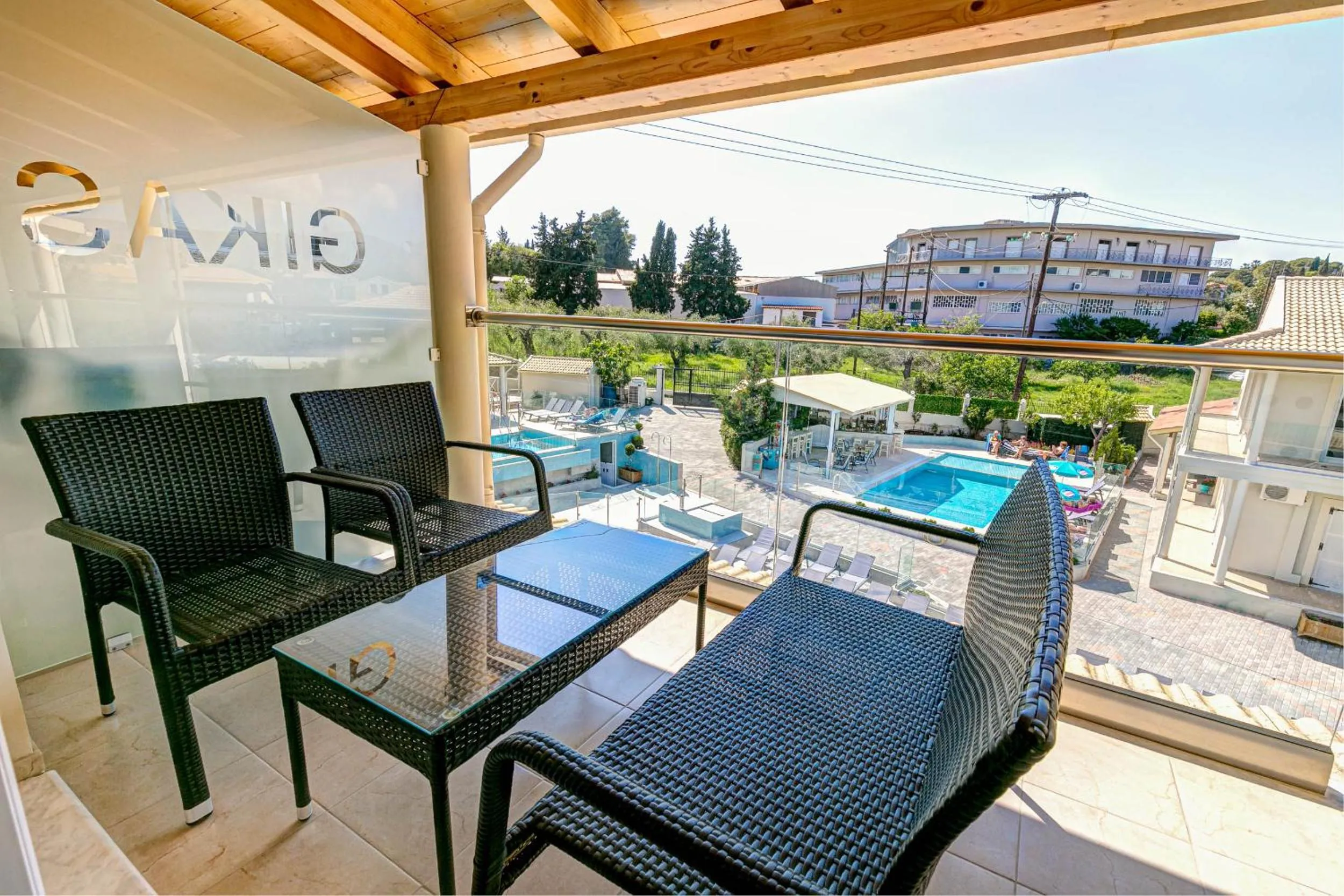 Palapart Gikas Gouvia