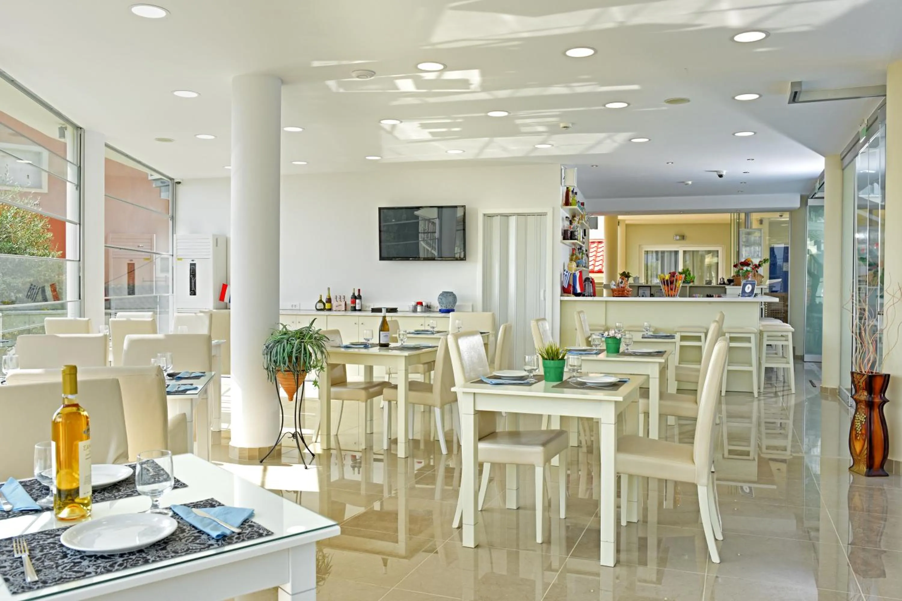 Restaurant/places to eat in Palapart Gikas Gouvia