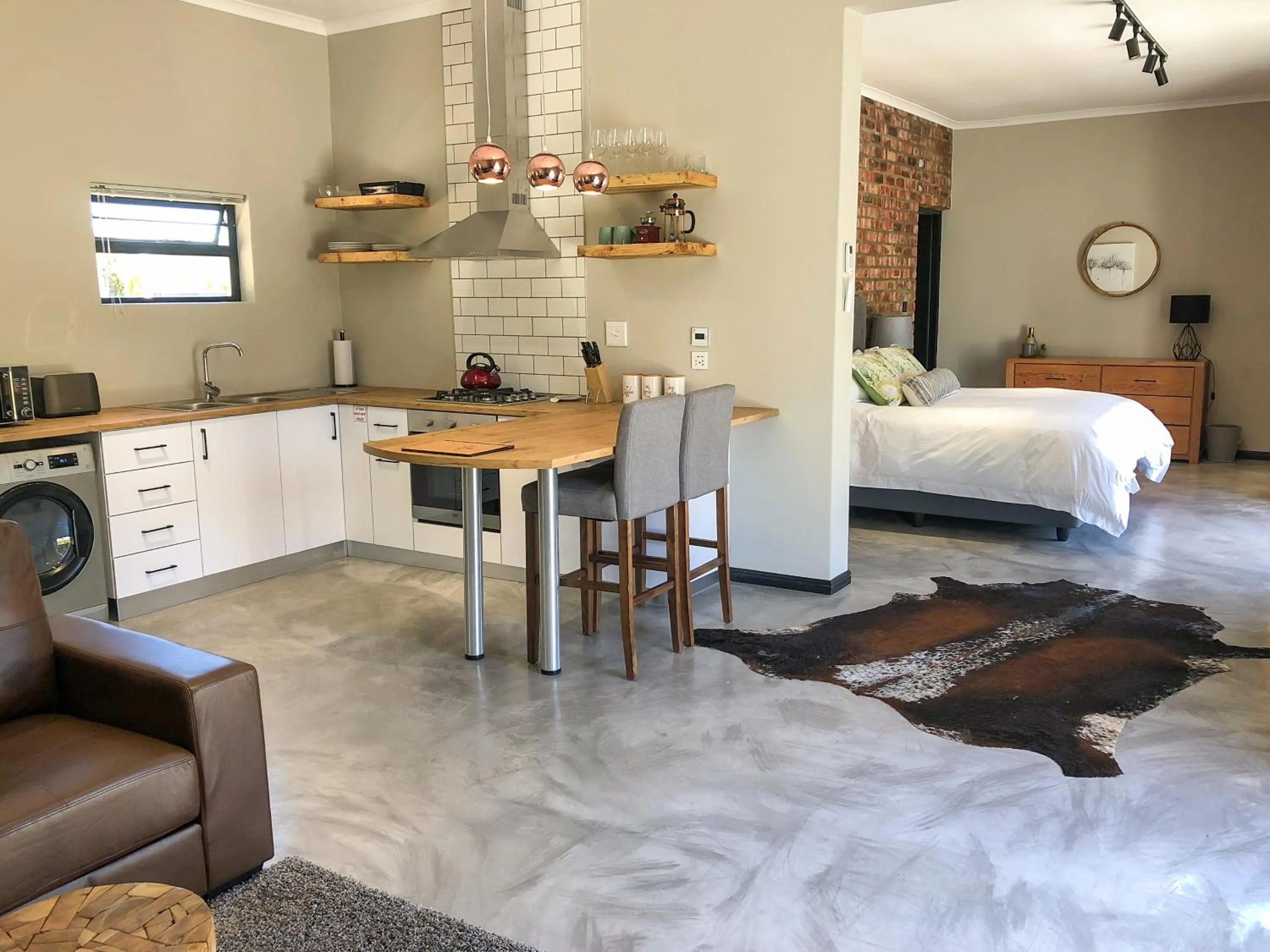 Photo of the whole room, Bed in Rest at Chabivin