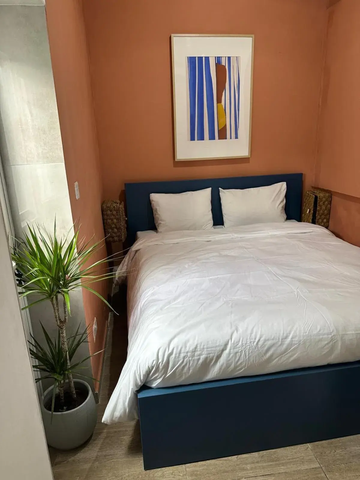 Twin Room with Bathroom in Follow the Sun Boutique Hostel - Pool, Breakfast & Sea Views Twin Room with Bathroom in Follow the Sun Boutique Hostel - Pool, Breakfast & Sea Views