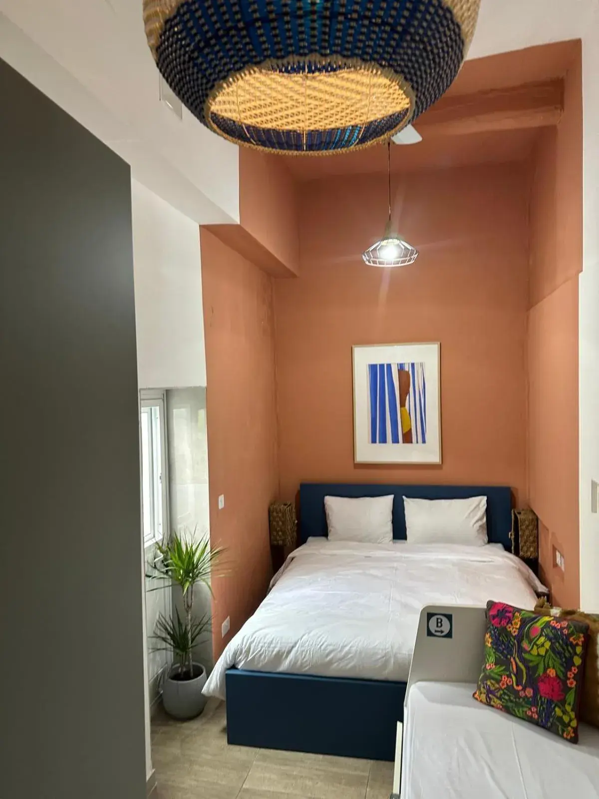 Twin Room with Bathroom in Follow the Sun Boutique Hostel - Pool, Breakfast & Sea Views Twin Room with Bathroom in Follow the Sun Boutique Hostel - Pool, Breakfast & Sea Views