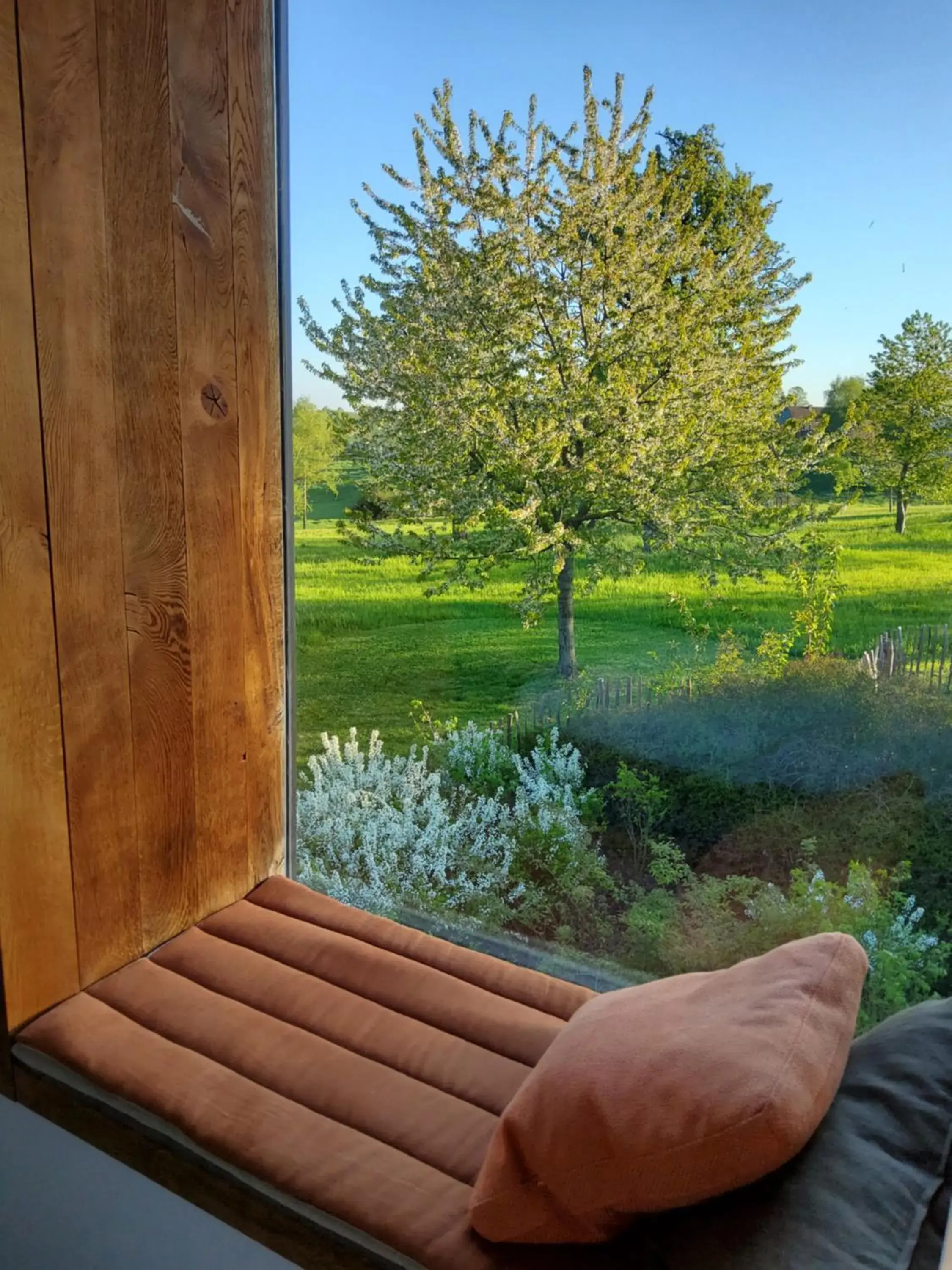Suite with Garden View - single occupancy in côté verger B&B Suite with Garden View - single occupancy in côté verger B&B