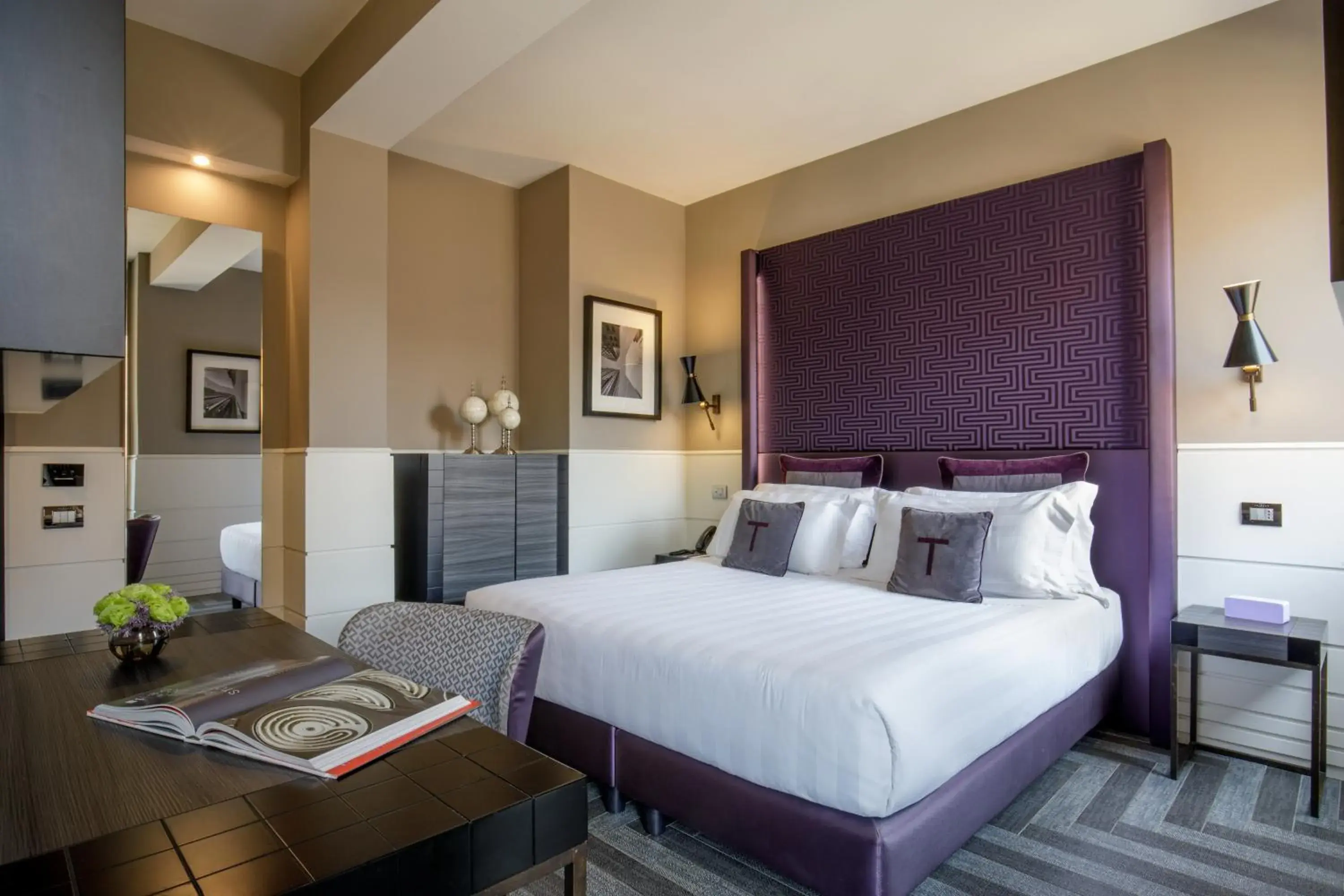 Bedroom, Bed in The Tribune, part of JdV by Hyatt Bedroom, Bed in The Tribune, part of JdV by Hyatt