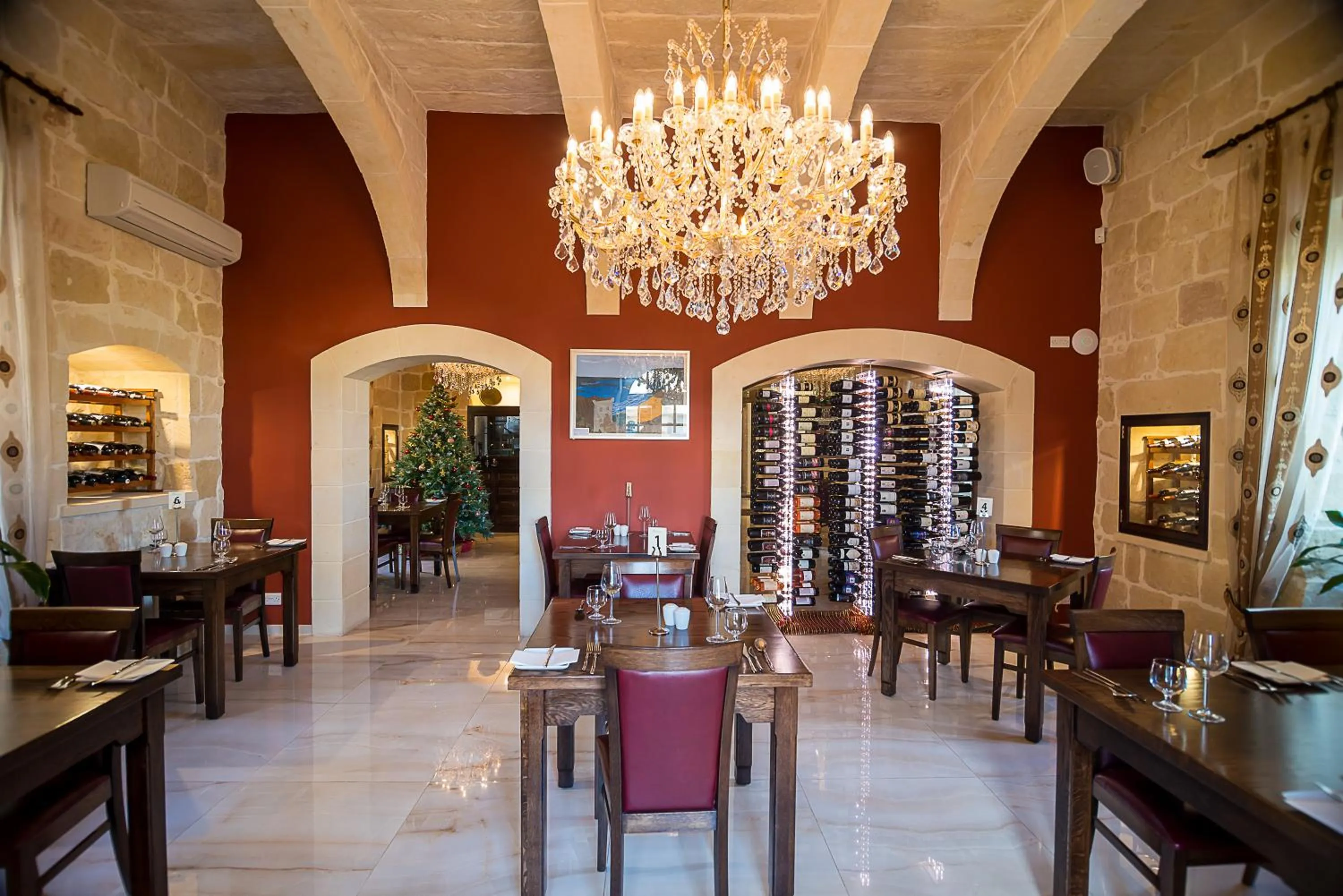 Restaurant/places to eat in Il-Logga Boutique Hotel