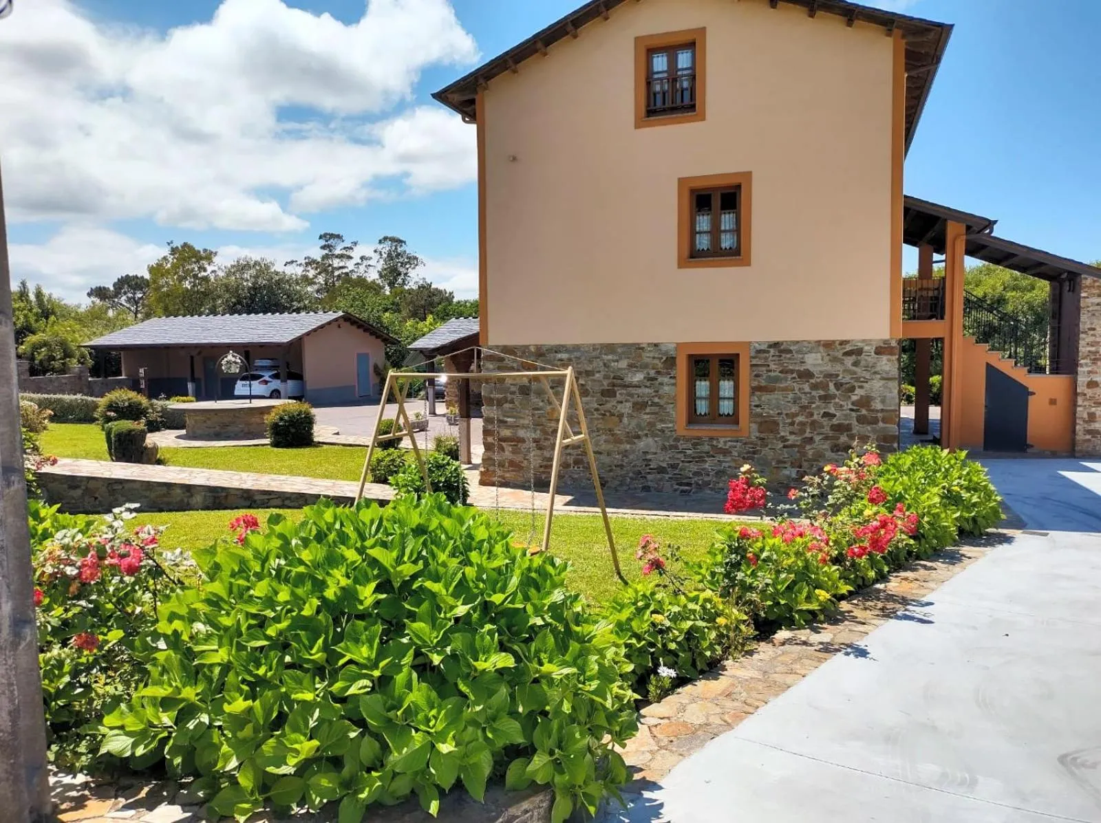 Garden in Apartamentos Navalin