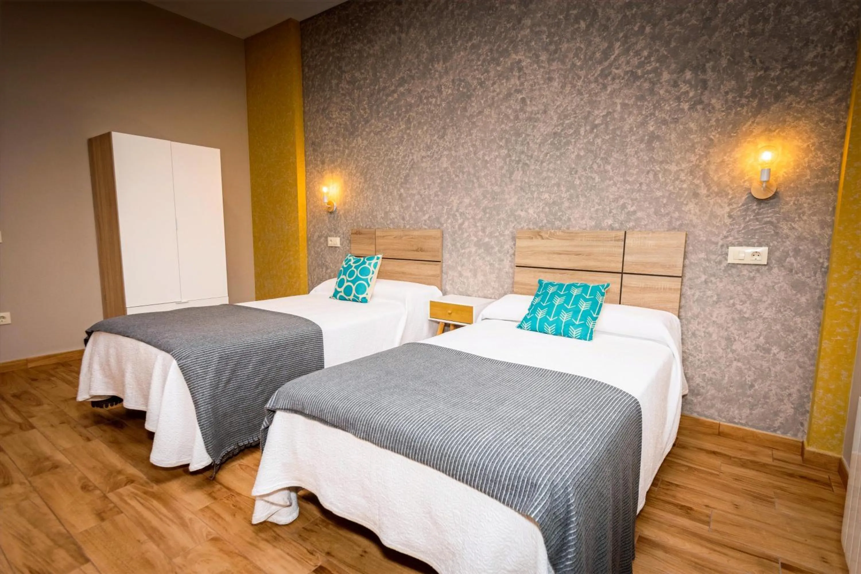 Bedroom, Bed in Apartamentos Navalin
