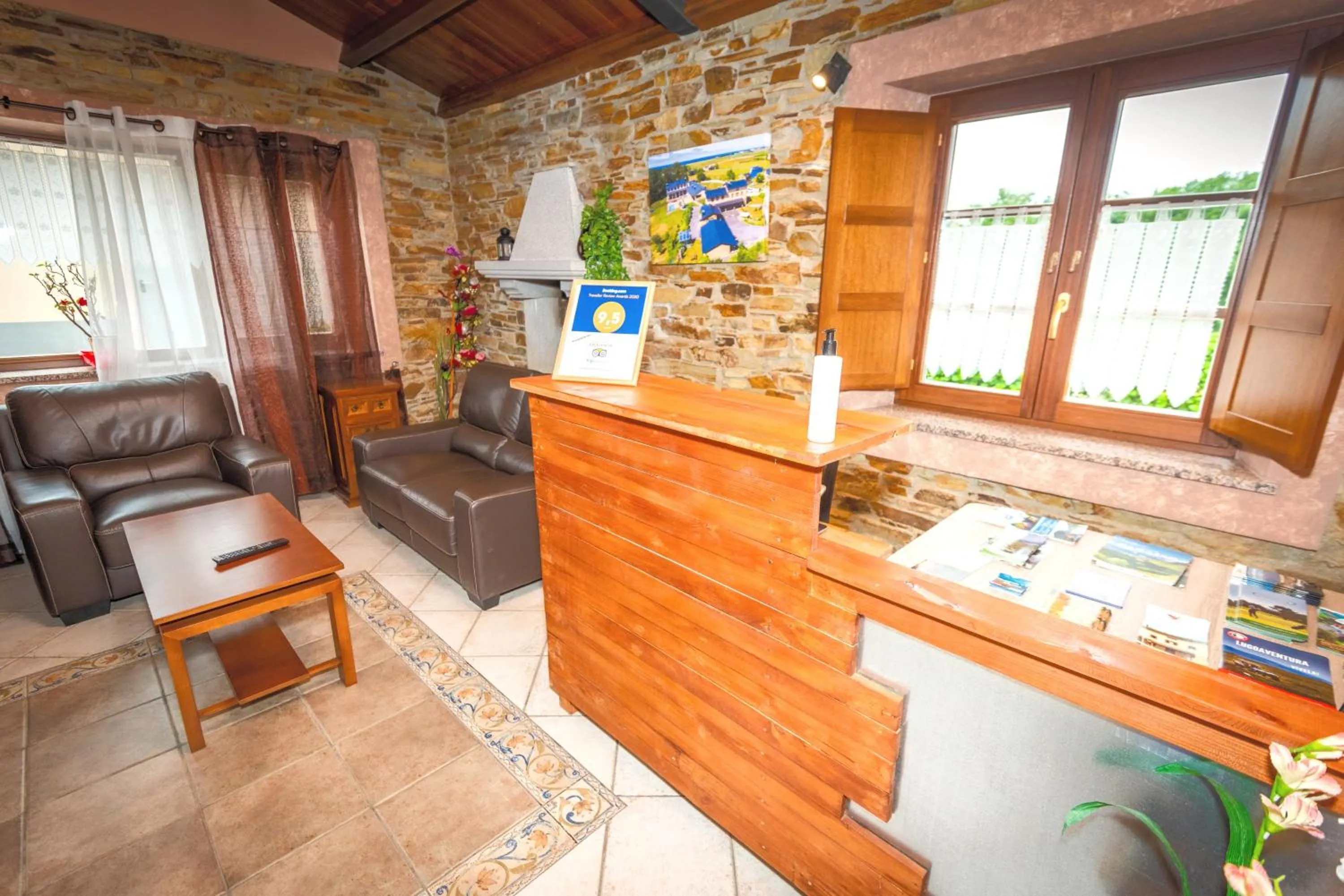 Lobby or reception in Apartamentos Navalin
