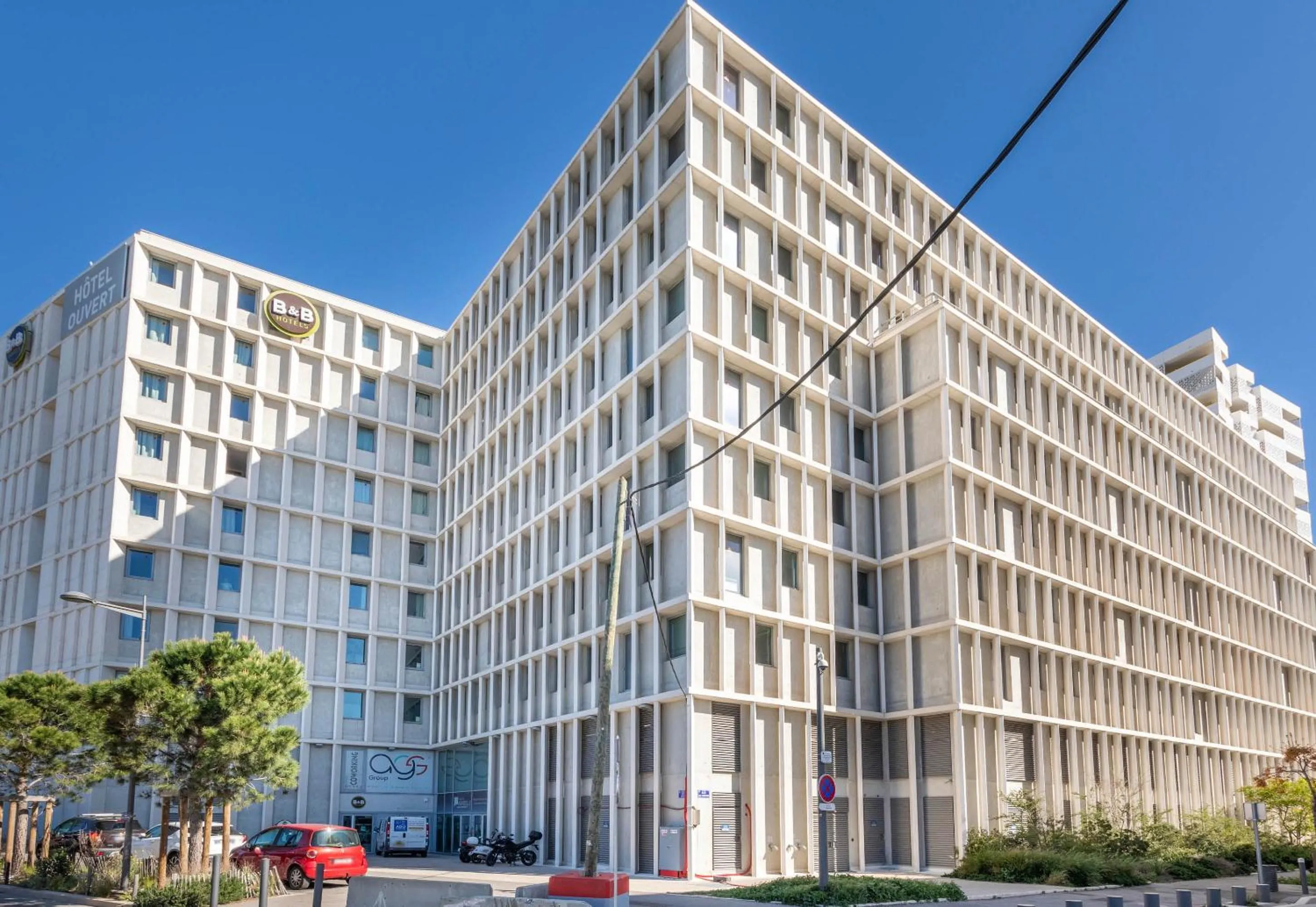 Property building in B&B HOTEL Marseille Les Ports
