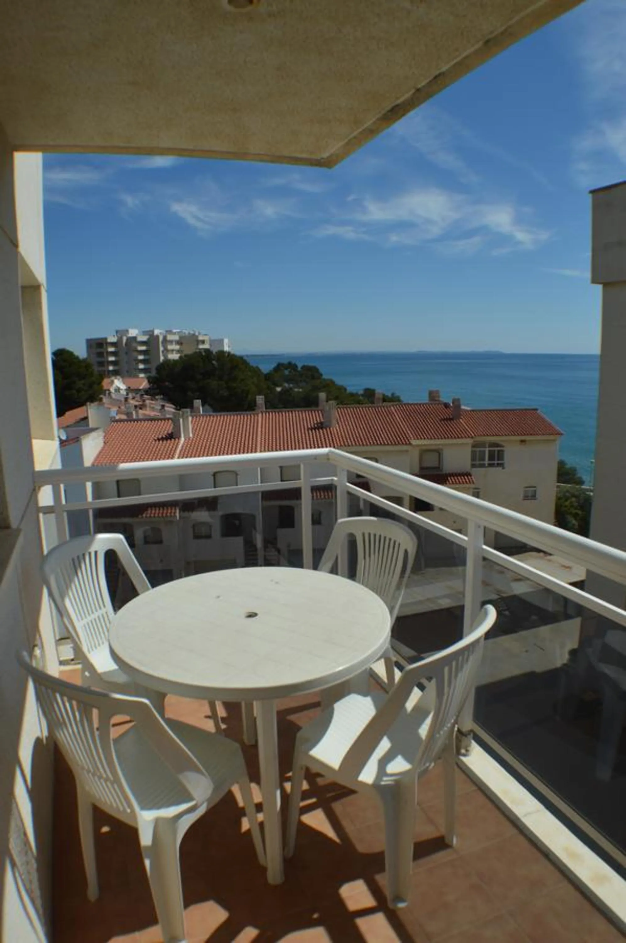 Restaurant/places to eat in JOYAPARTMENTS Calas II