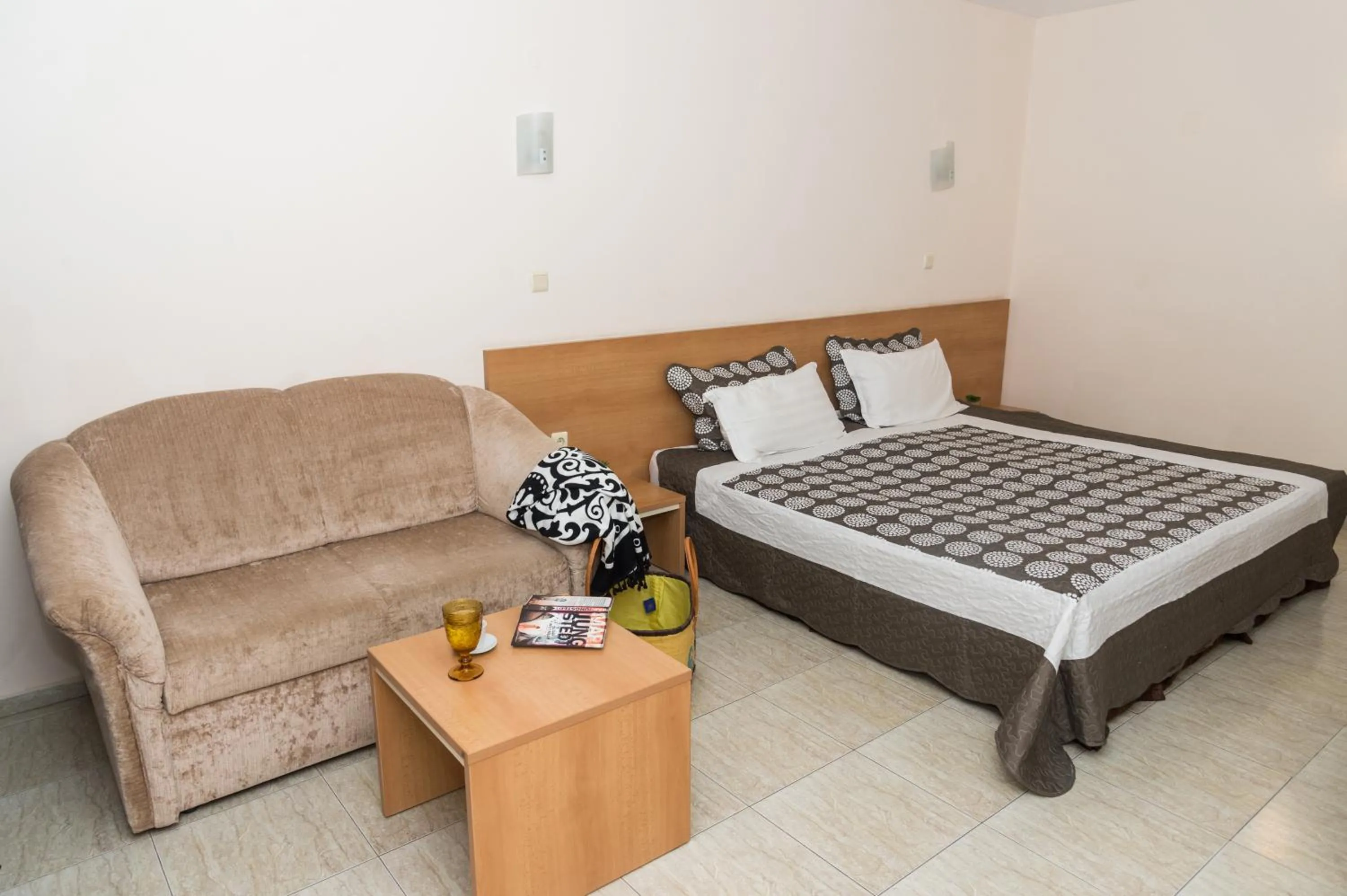 Photo of the whole room in Hotel Central