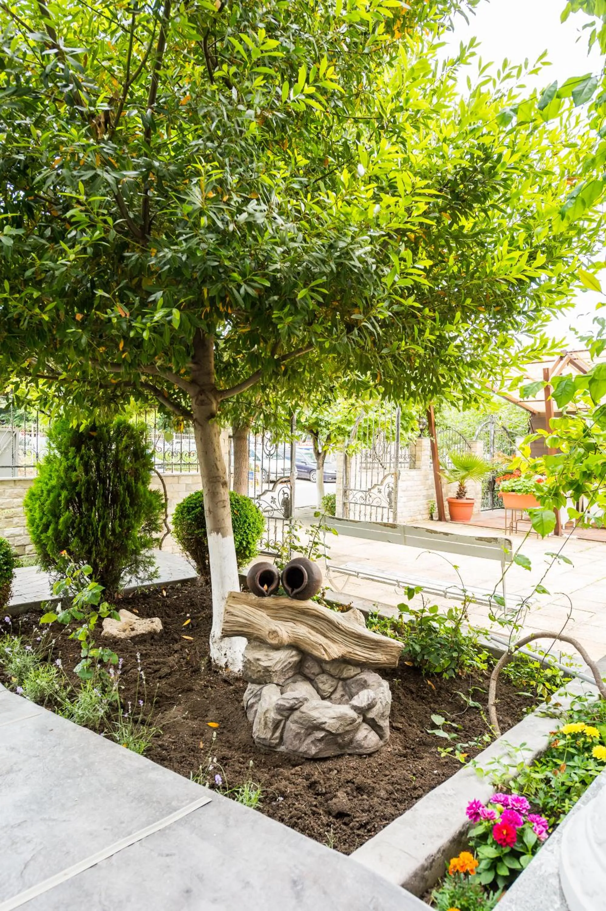 Decorative detail in Hotel Central