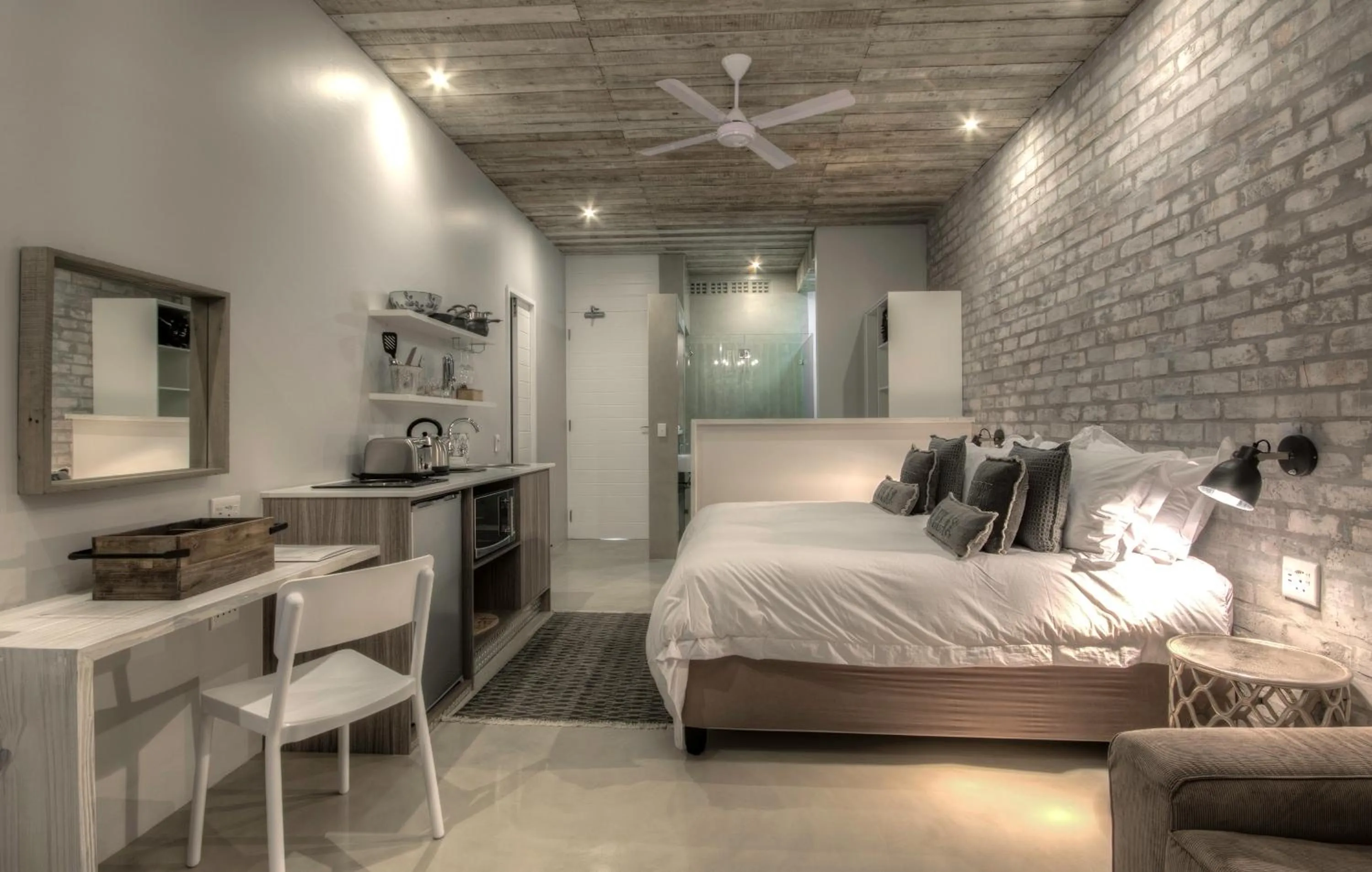 Shower, Bed in The House Quarters