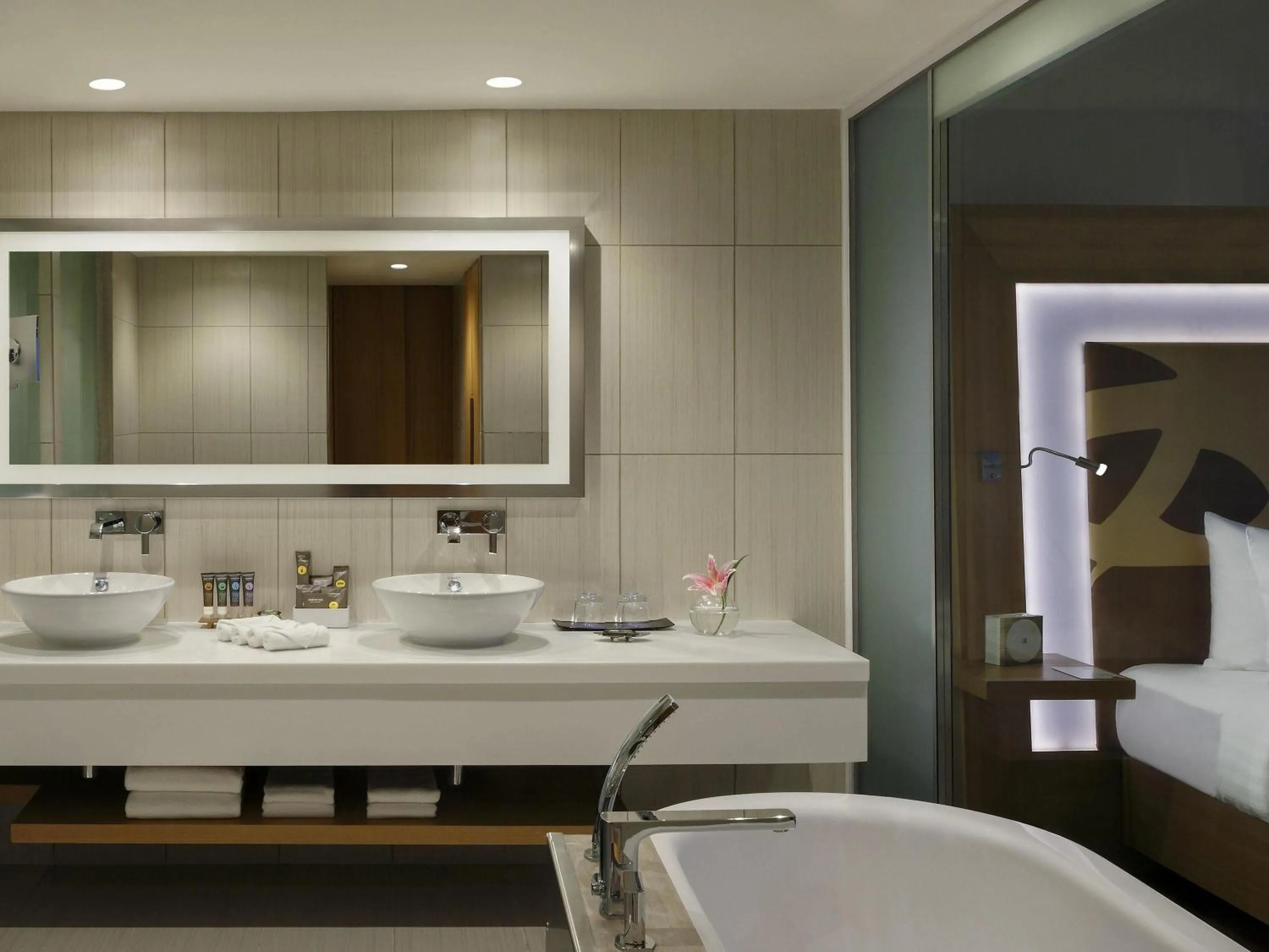 Bedroom in Novotel Chennai OMR