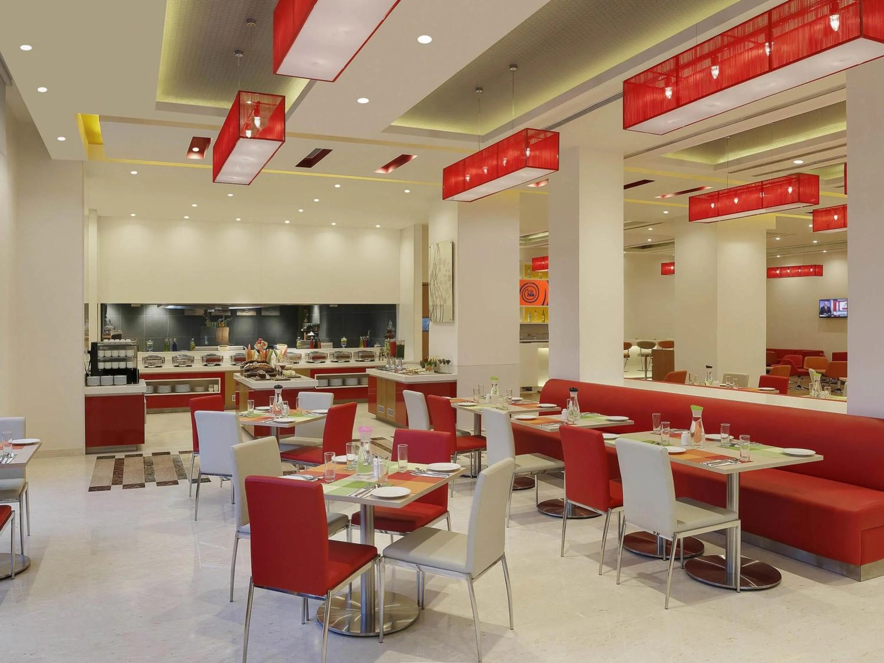Restaurant/places to eat in Ibis Chennai OMR - An Accor Brand