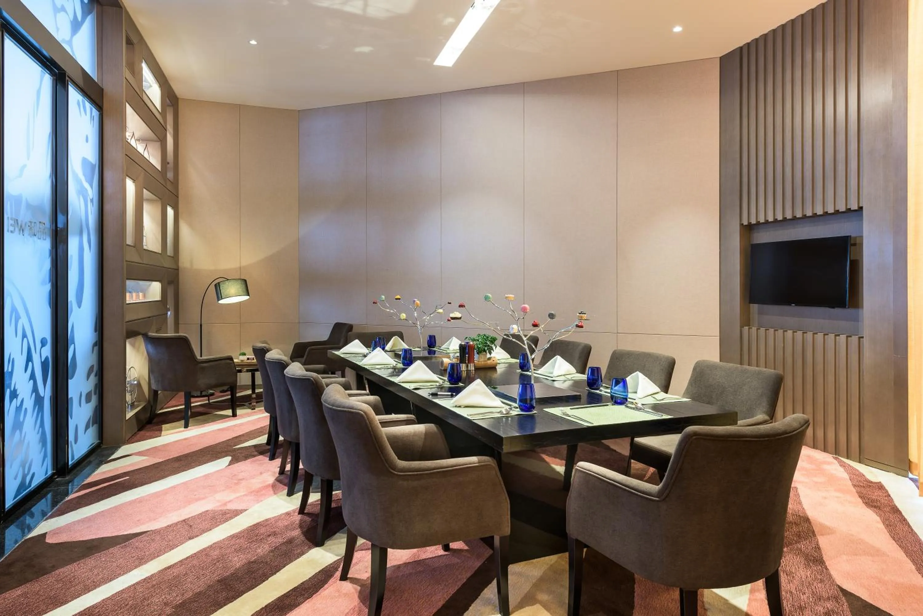 Restaurant/places to eat, Dining Area in Novotel Xi'an SCPG