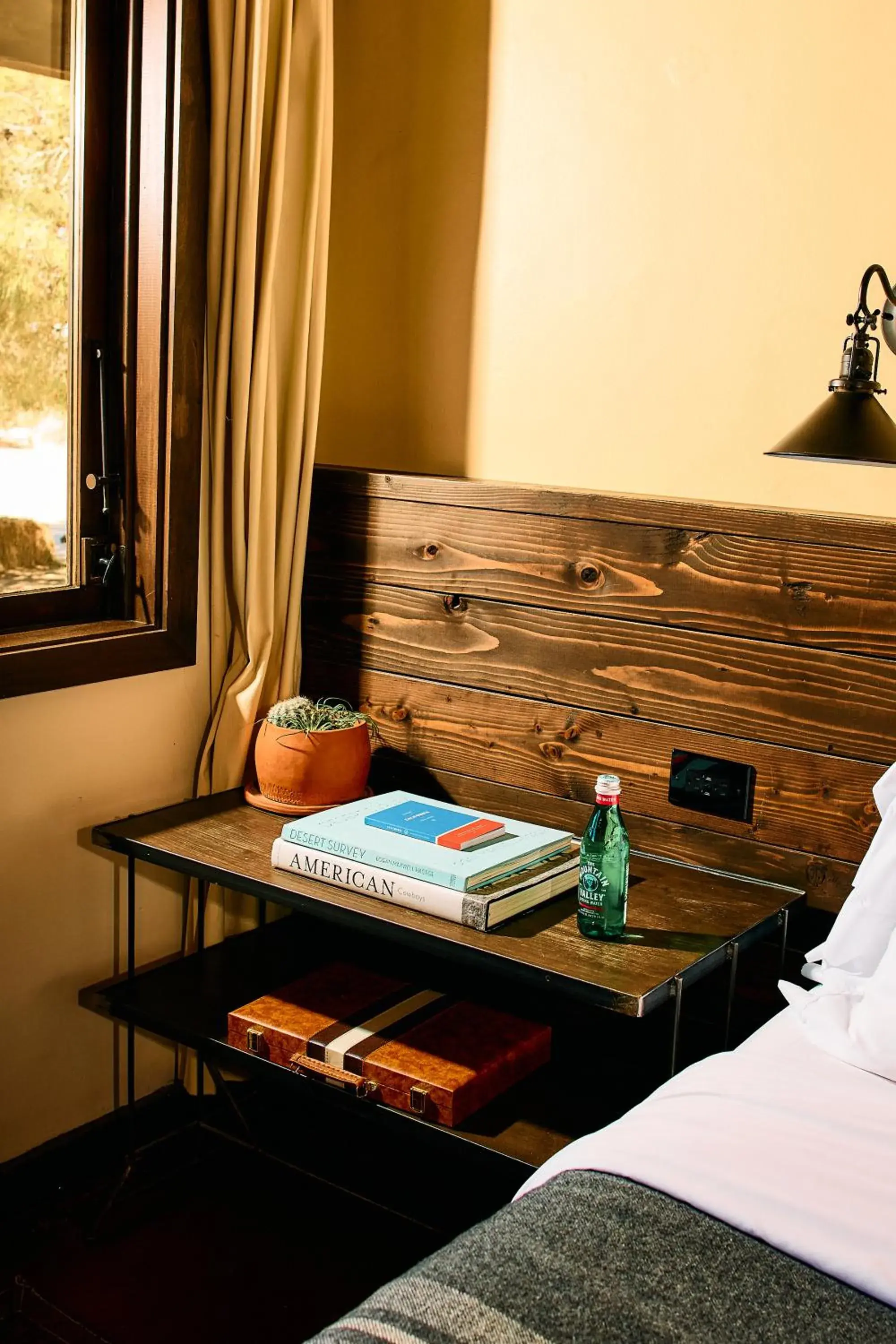 Bed in Pioneertown Motel Bed in Pioneertown Motel