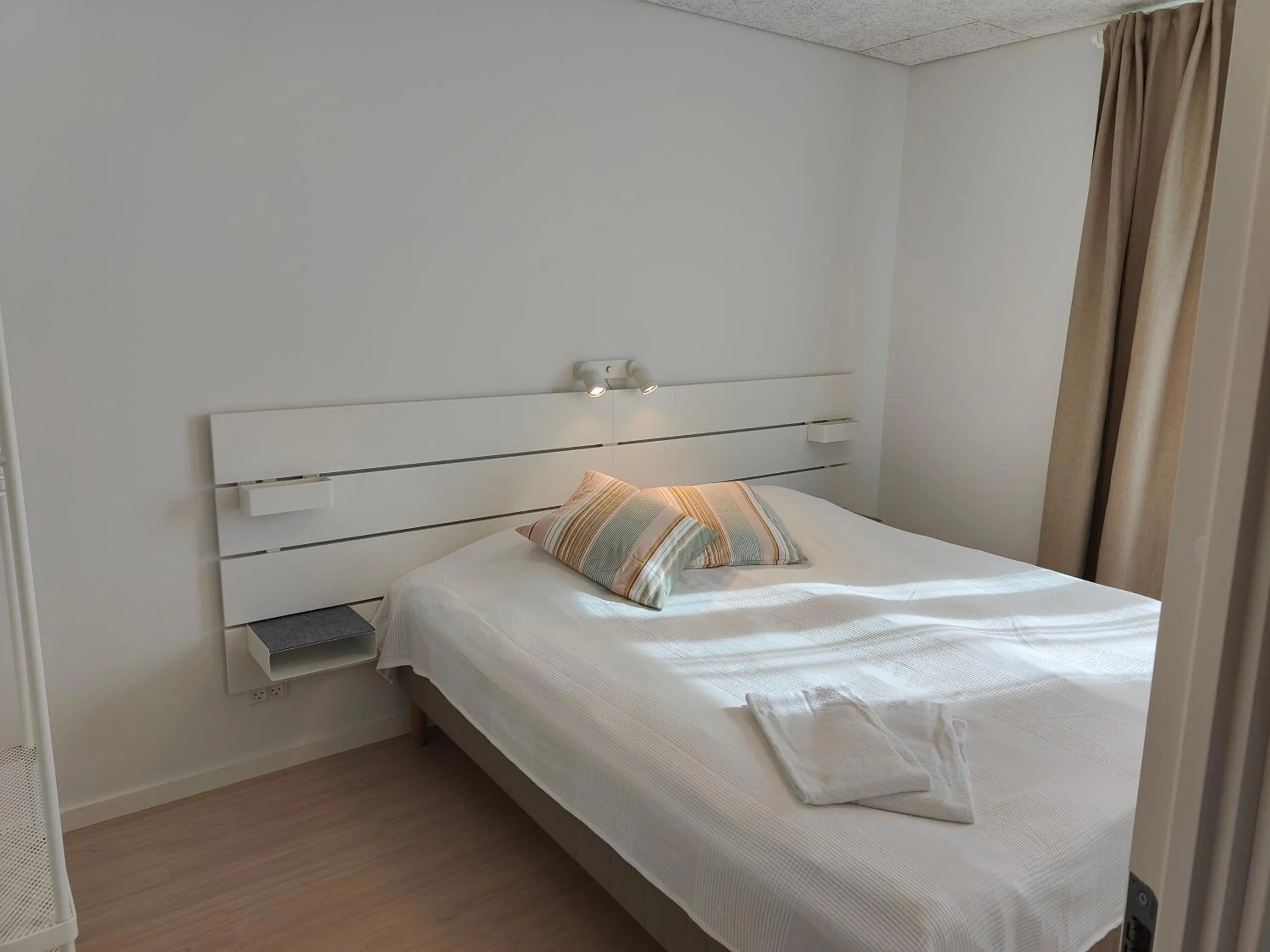 Bedroom, Bed in Aalborg City Rooms ApS