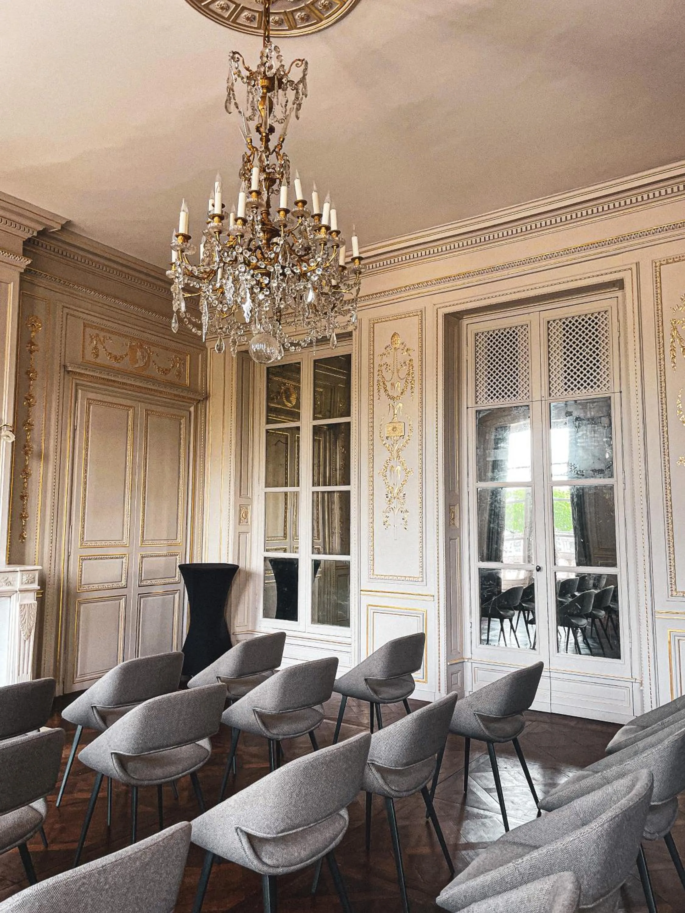 Meeting/conference room in Maison des Ambassadeurs
