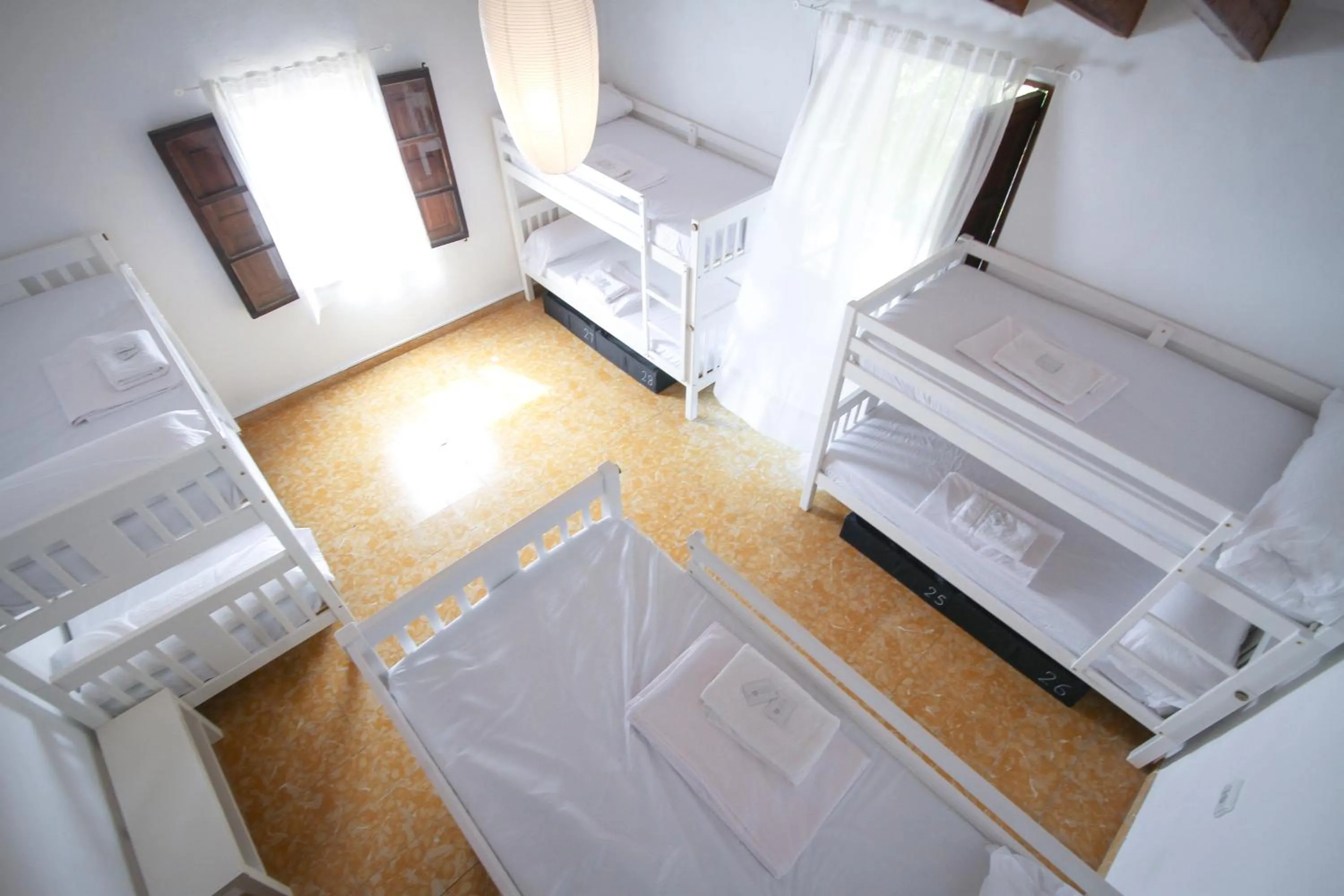 Bed in 8-Bed Female Dormitory Room in Sa Fita Backpackers - Albergue Juvenil
