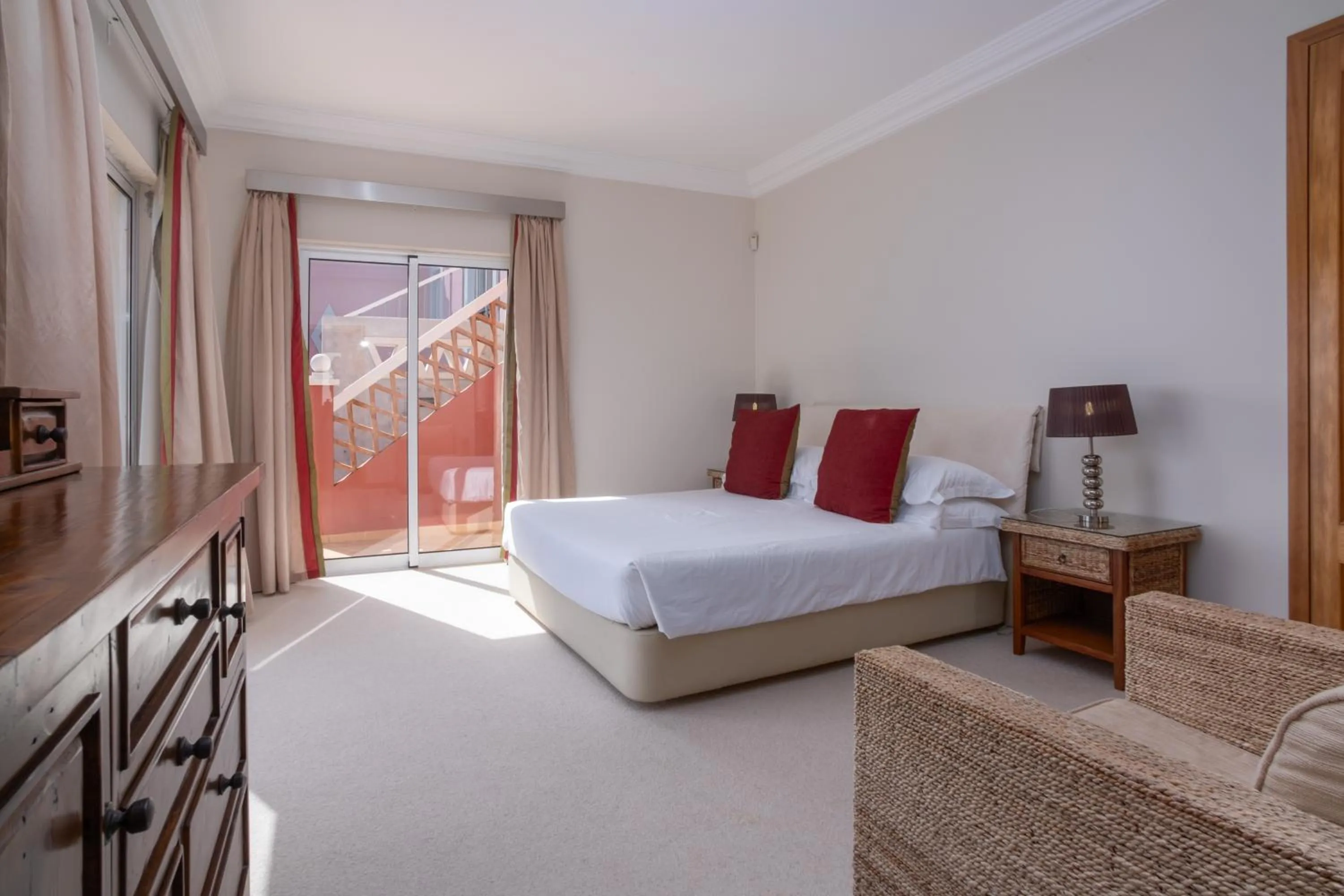 Bedroom, Bed in Palheiro Village Resort