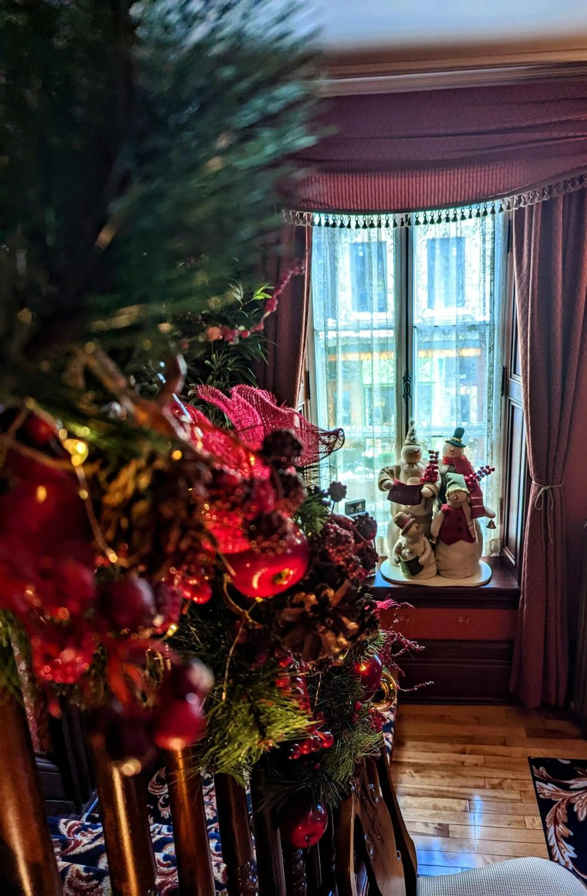 Decorative detail in Auberge J.A Moisan