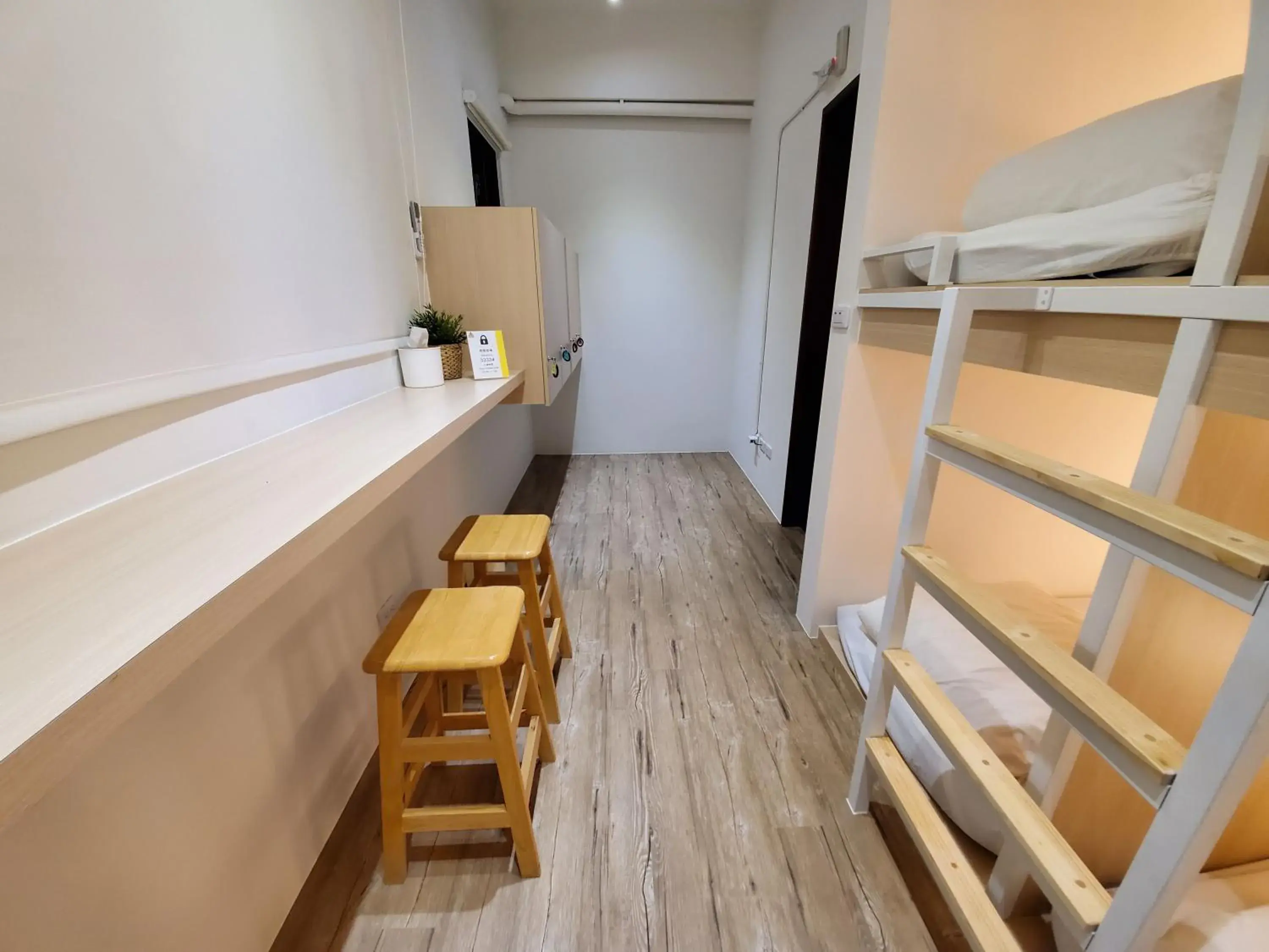 Photo of the whole room, Bed in On My Way Taitung Hostel Photo of the whole room, Bed in On My Way Taitung Hostel