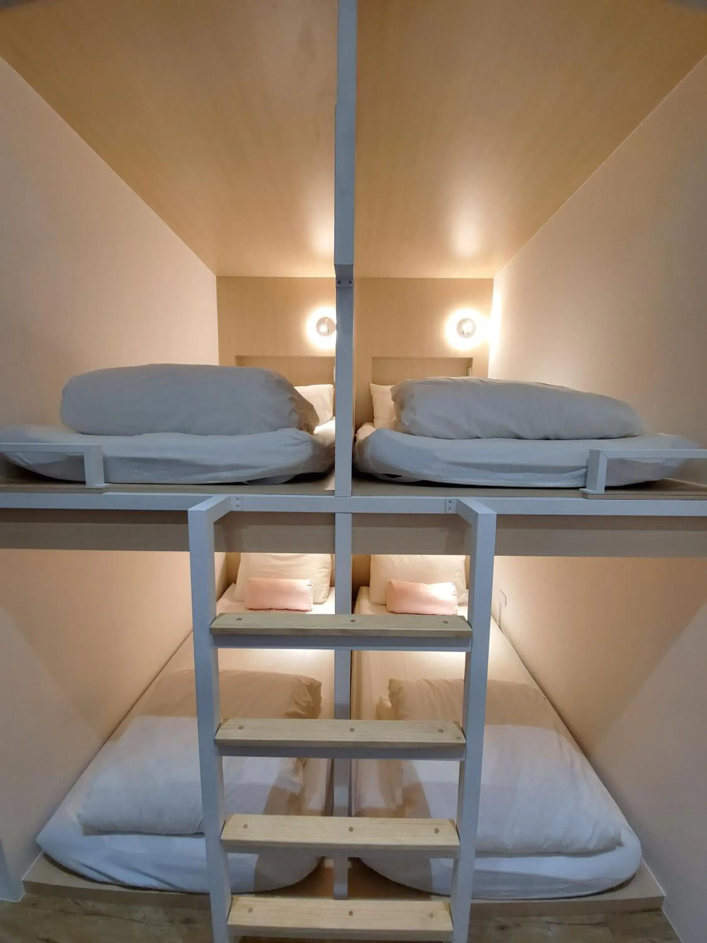 bunk bed, Bed in On My Way Taitung Hostel bunk bed, Bed in On My Way Taitung Hostel