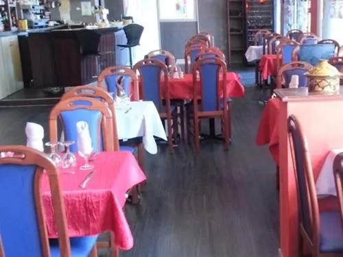 Dining area in Hôtel Le Hussard