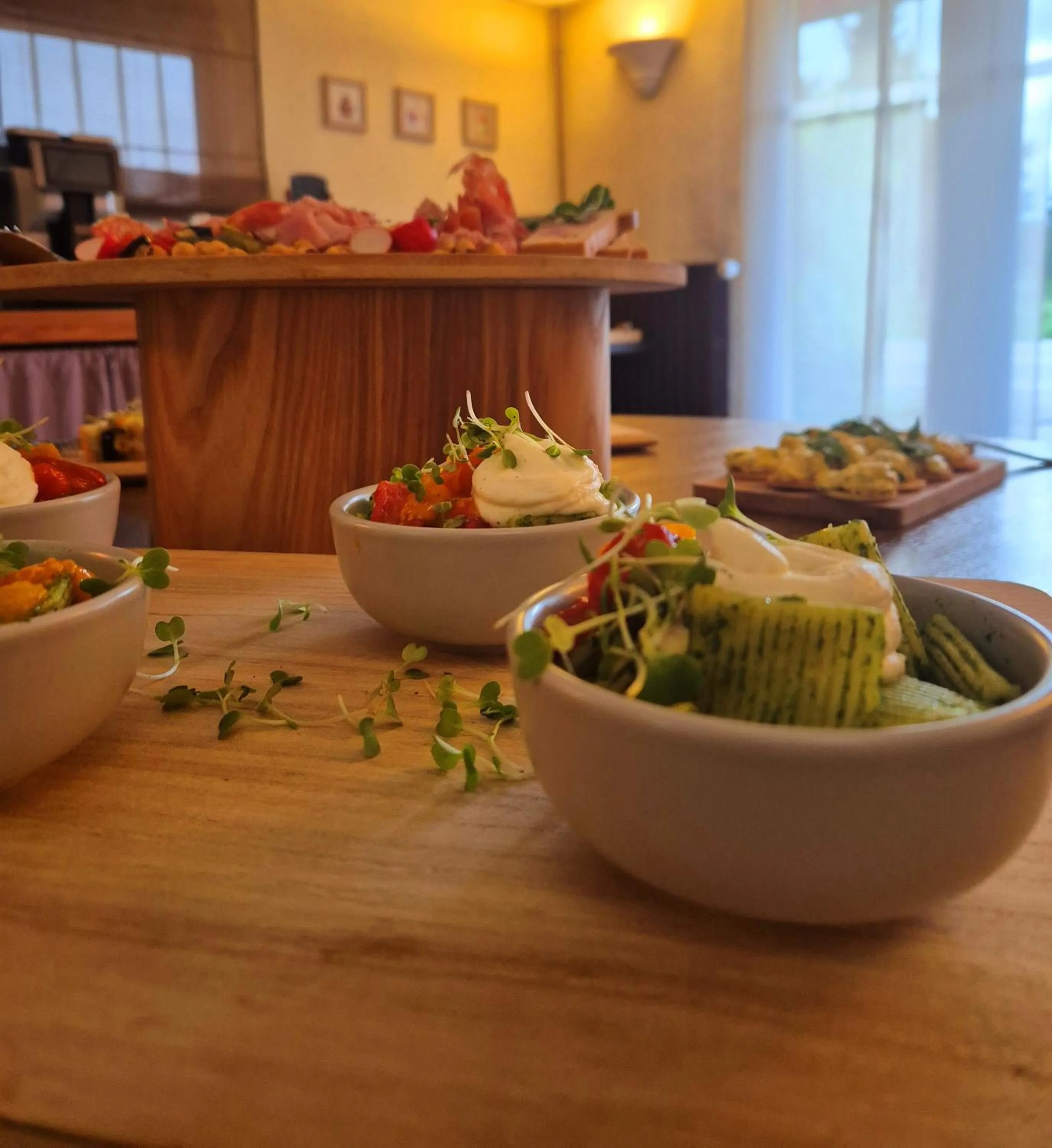 Food in Logis Hôtel Le Mistral - Restaurant - Montélimar Sud