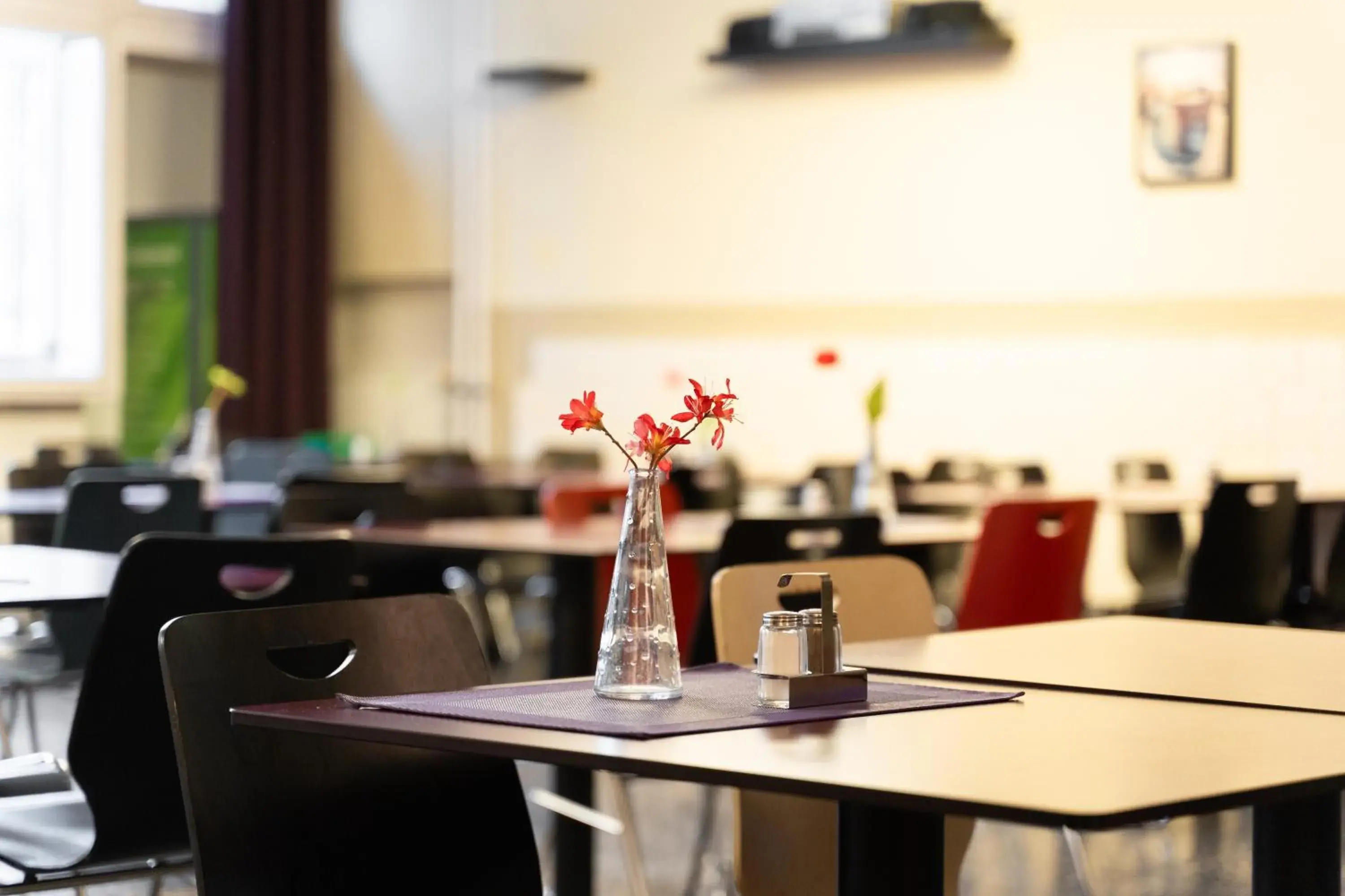 Breakfast in Industriepalast Berlin Breakfast in Industriepalast Berlin