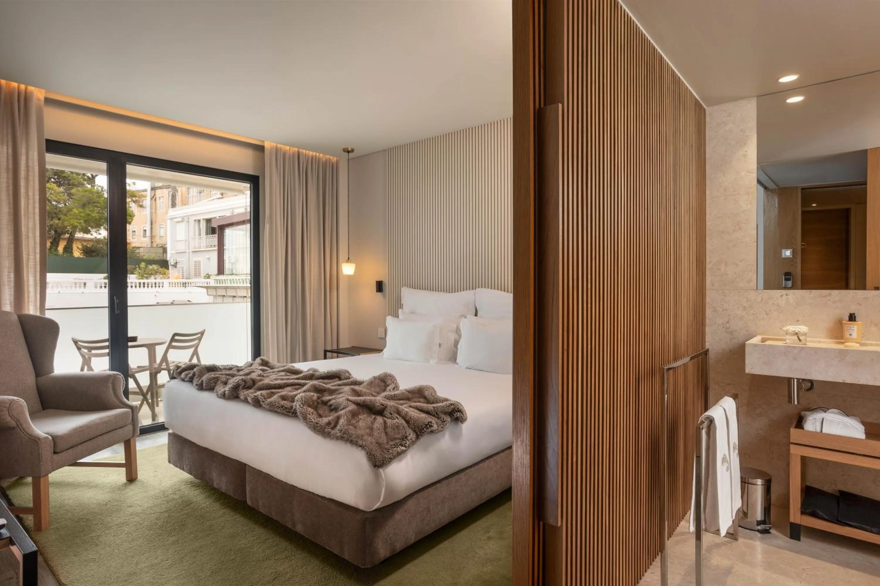 Bed in Memmo Príncipe Real, a Member of Design Hotels