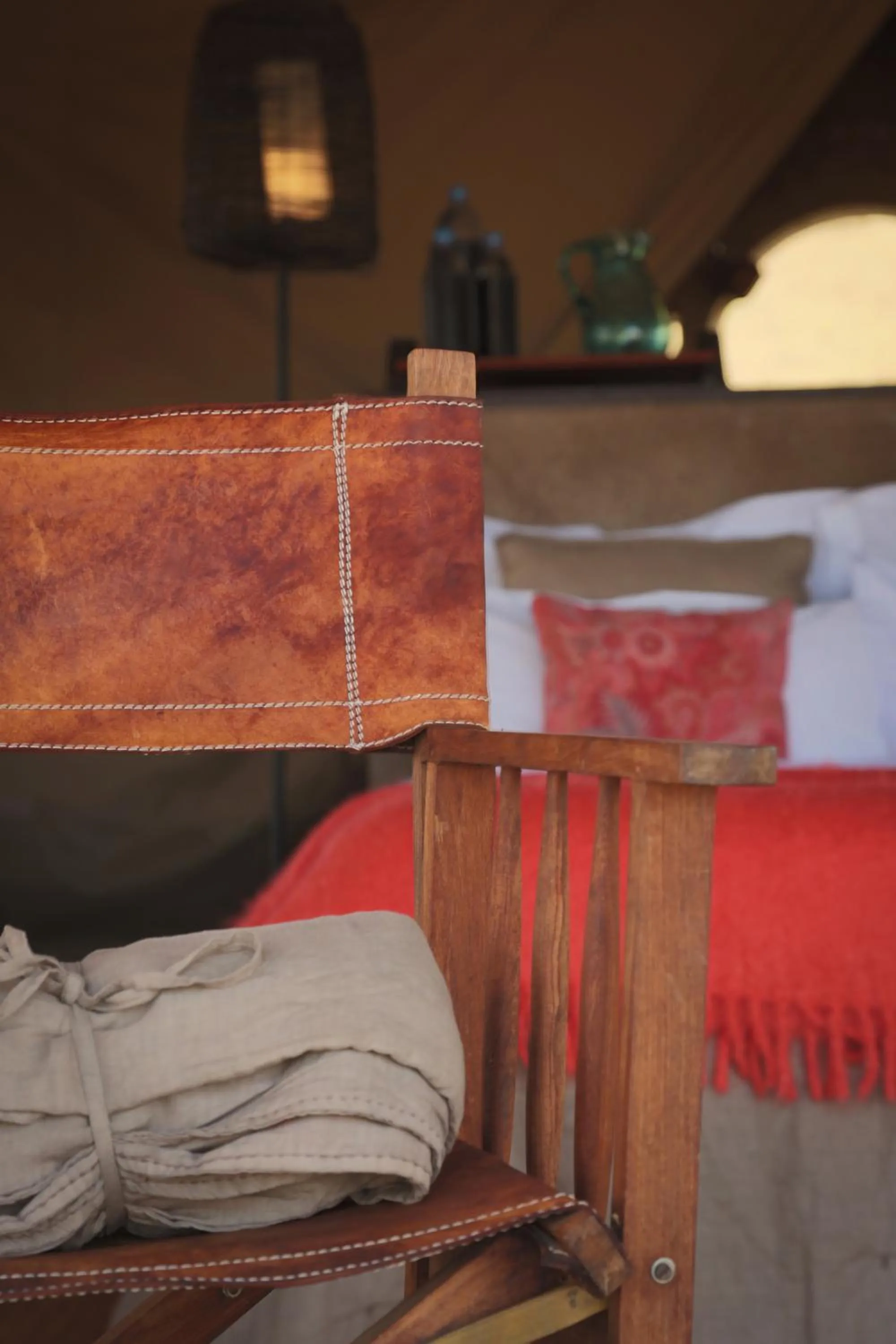 Decorative detail, Bed in Pumzika Luxury Safari Camp