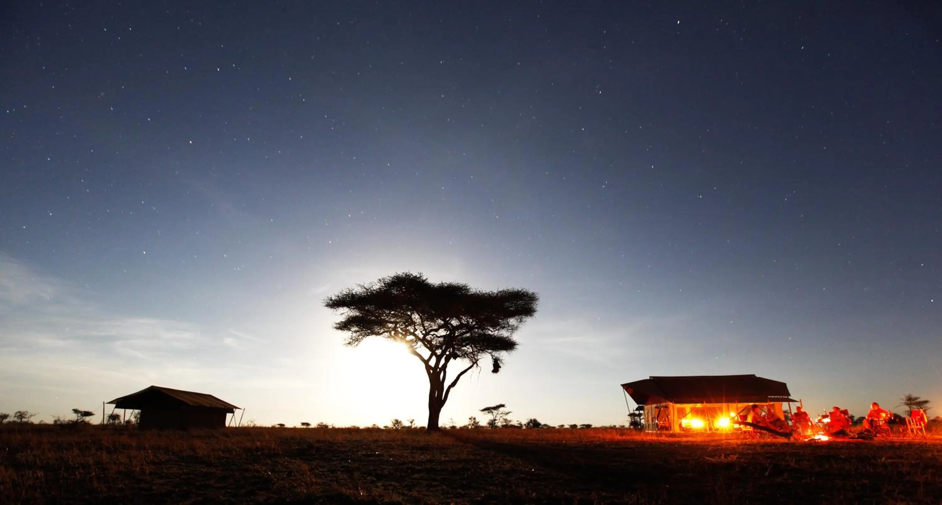 Evening entertainment in Pumzika Luxury Safari Camp