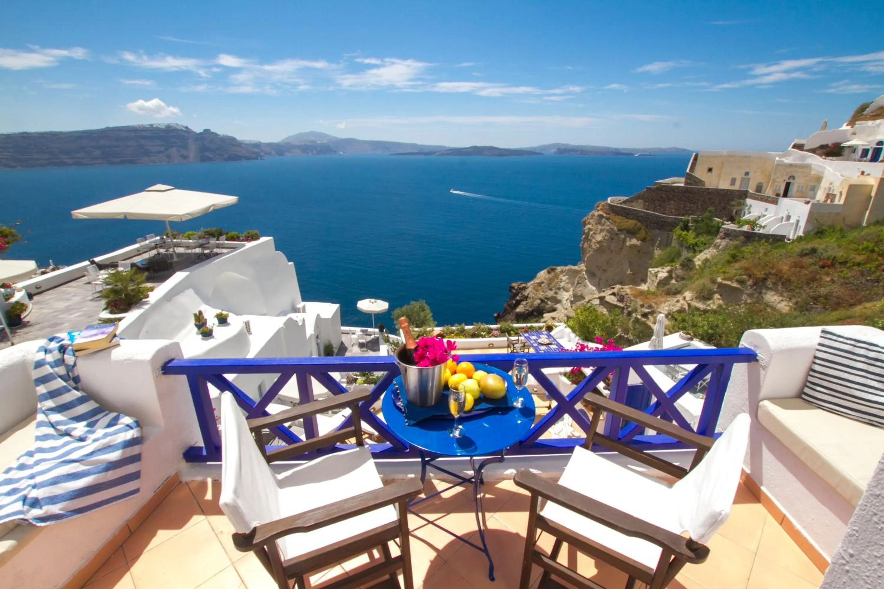 Balcony/Terrace in Ifestio Villas Oia
