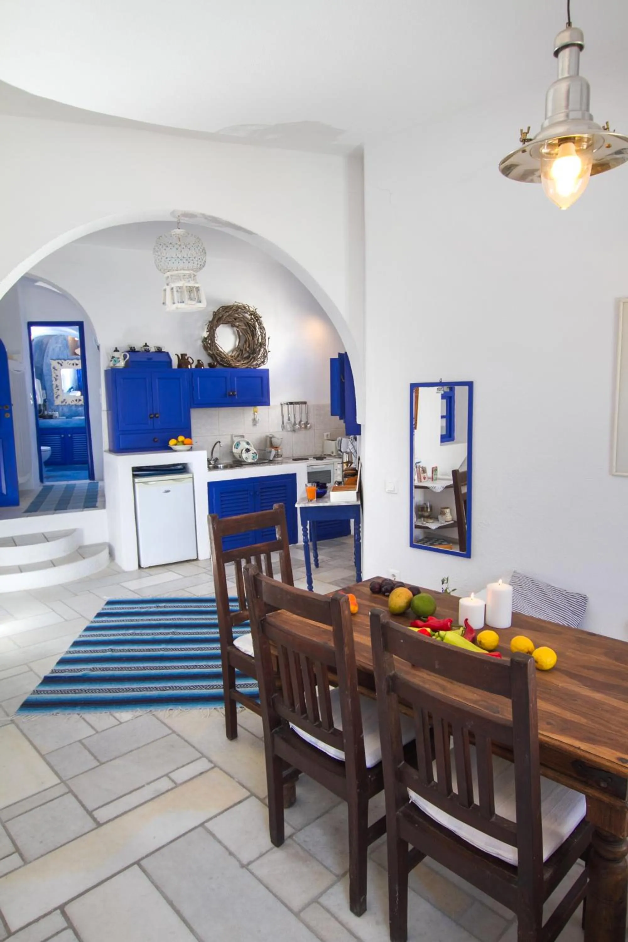 Dining area in Ifestio Villas Oia