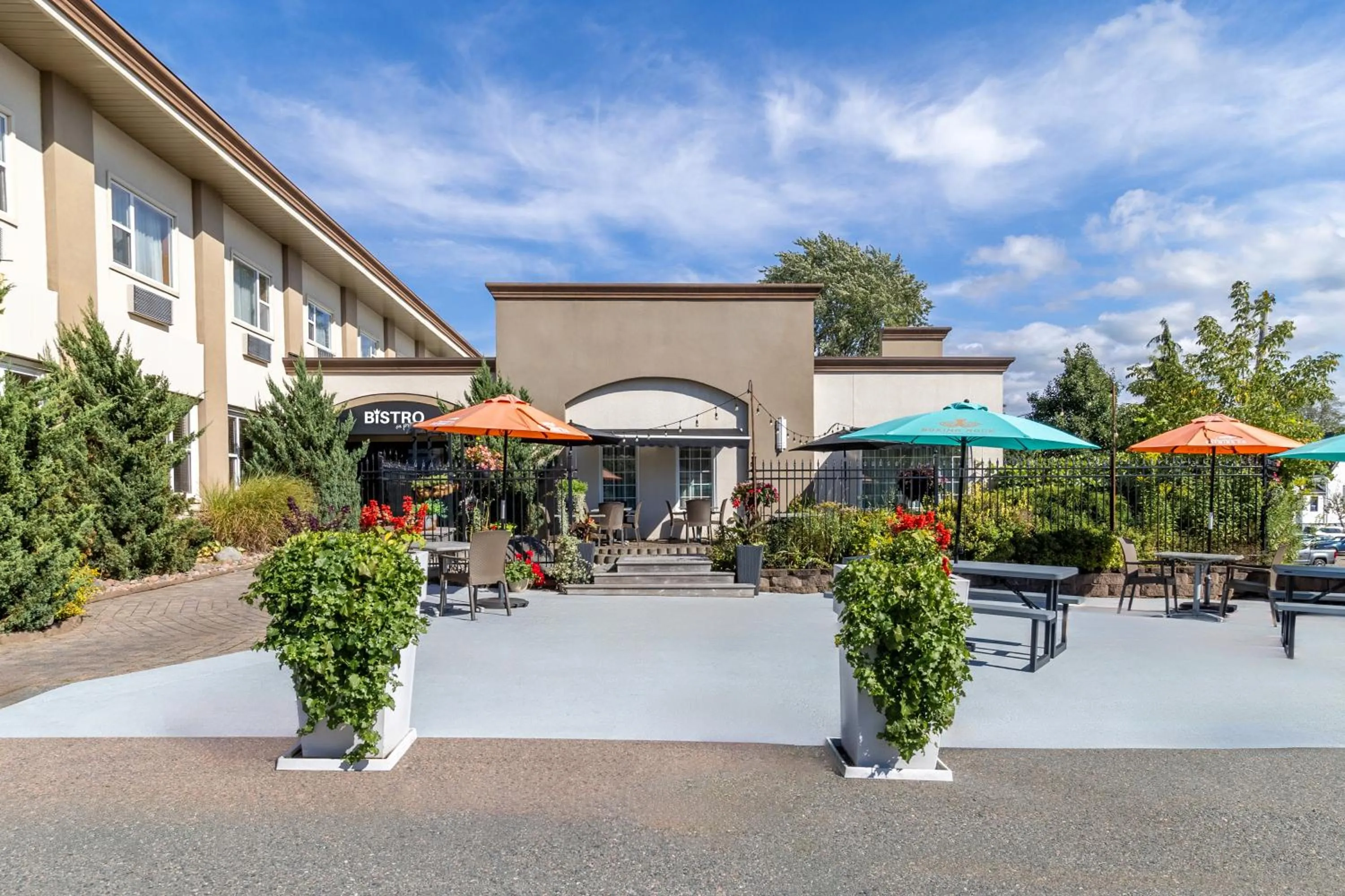 Patio in Inn on Prince Hotel and Conference Centre Truro