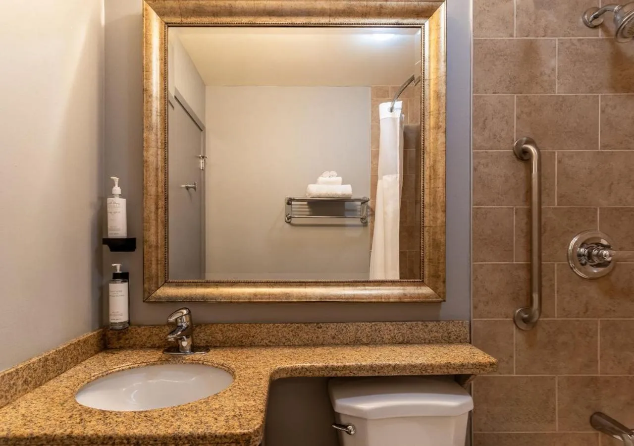 Bathroom in Inn on Prince Hotel and Conference Centre Truro