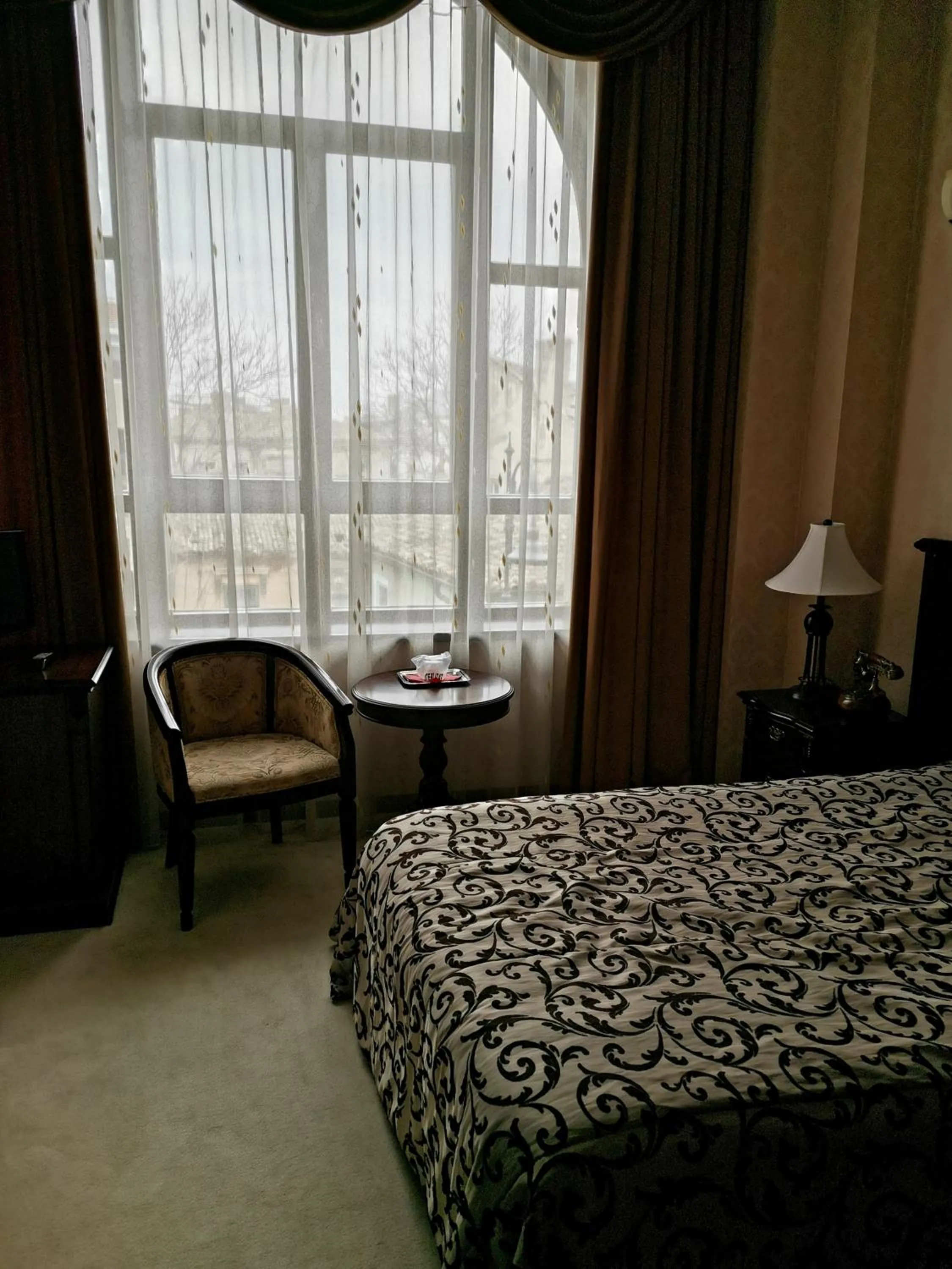 Photo of the whole room, Bed in Hotel Carol