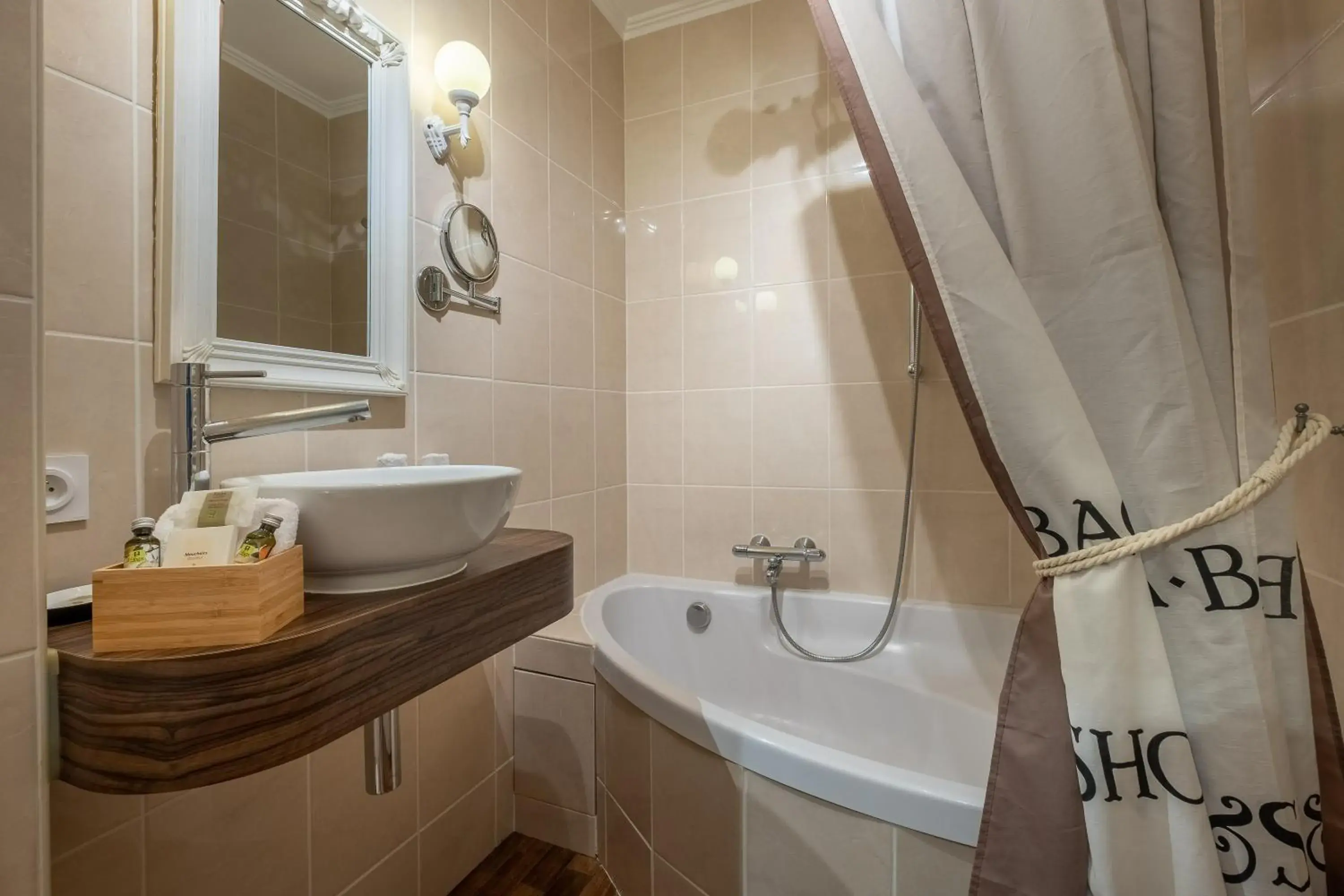 Property building in Logis Le Fleuray Property building in Logis Le Fleuray