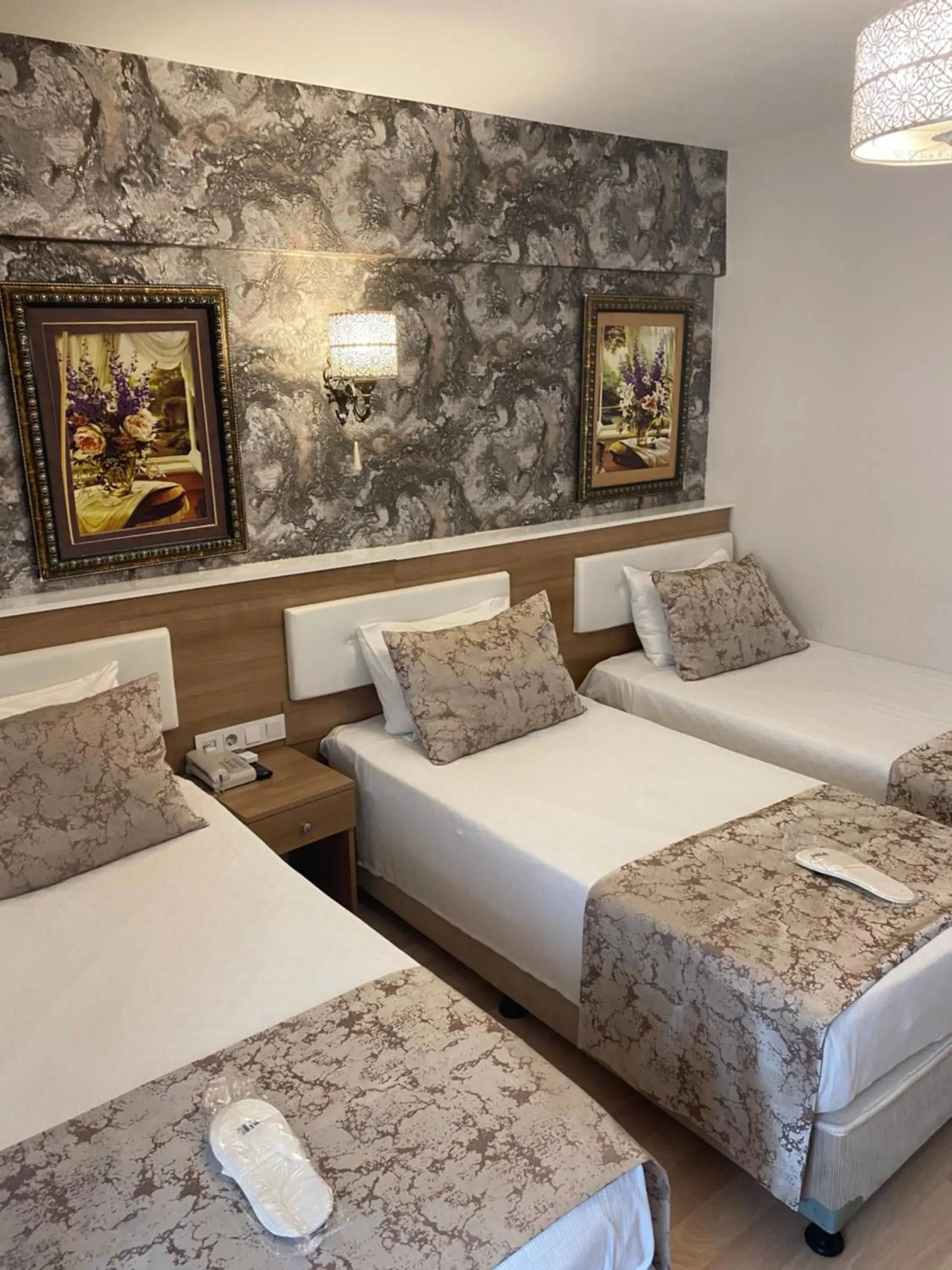 Standard Triple Room in Polanin Hotel Standard Triple Room in Polanin Hotel