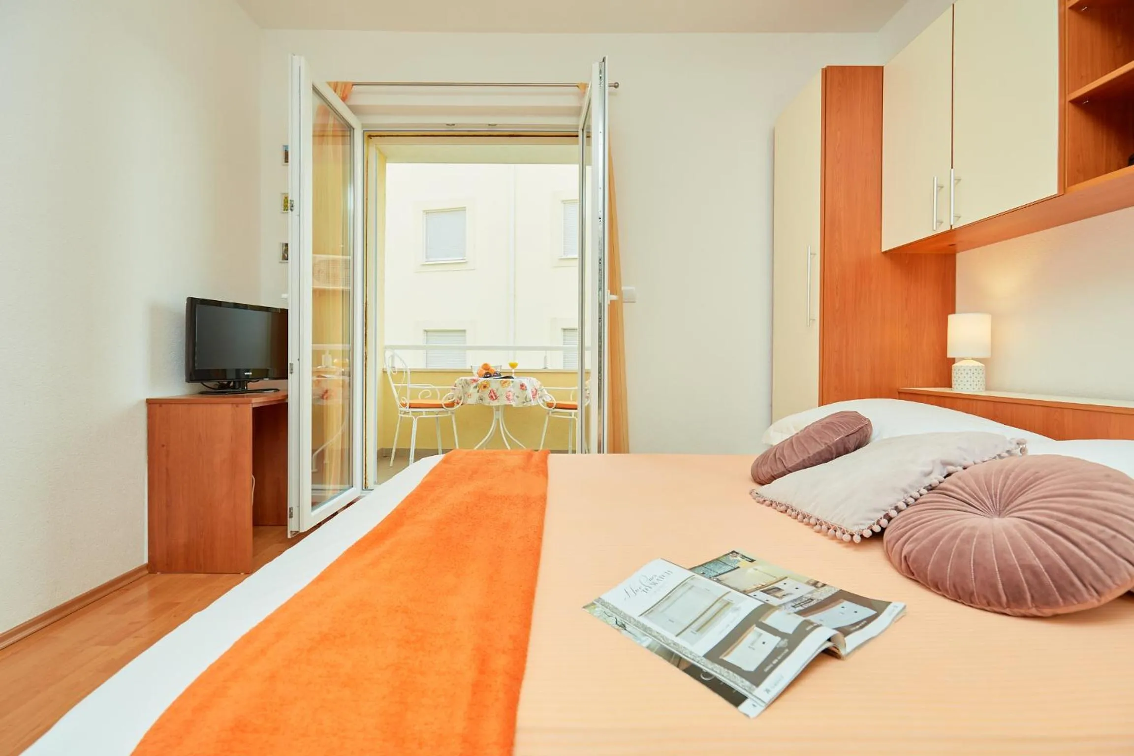 Studio with Balcony in Apartments Zelic Tucepi