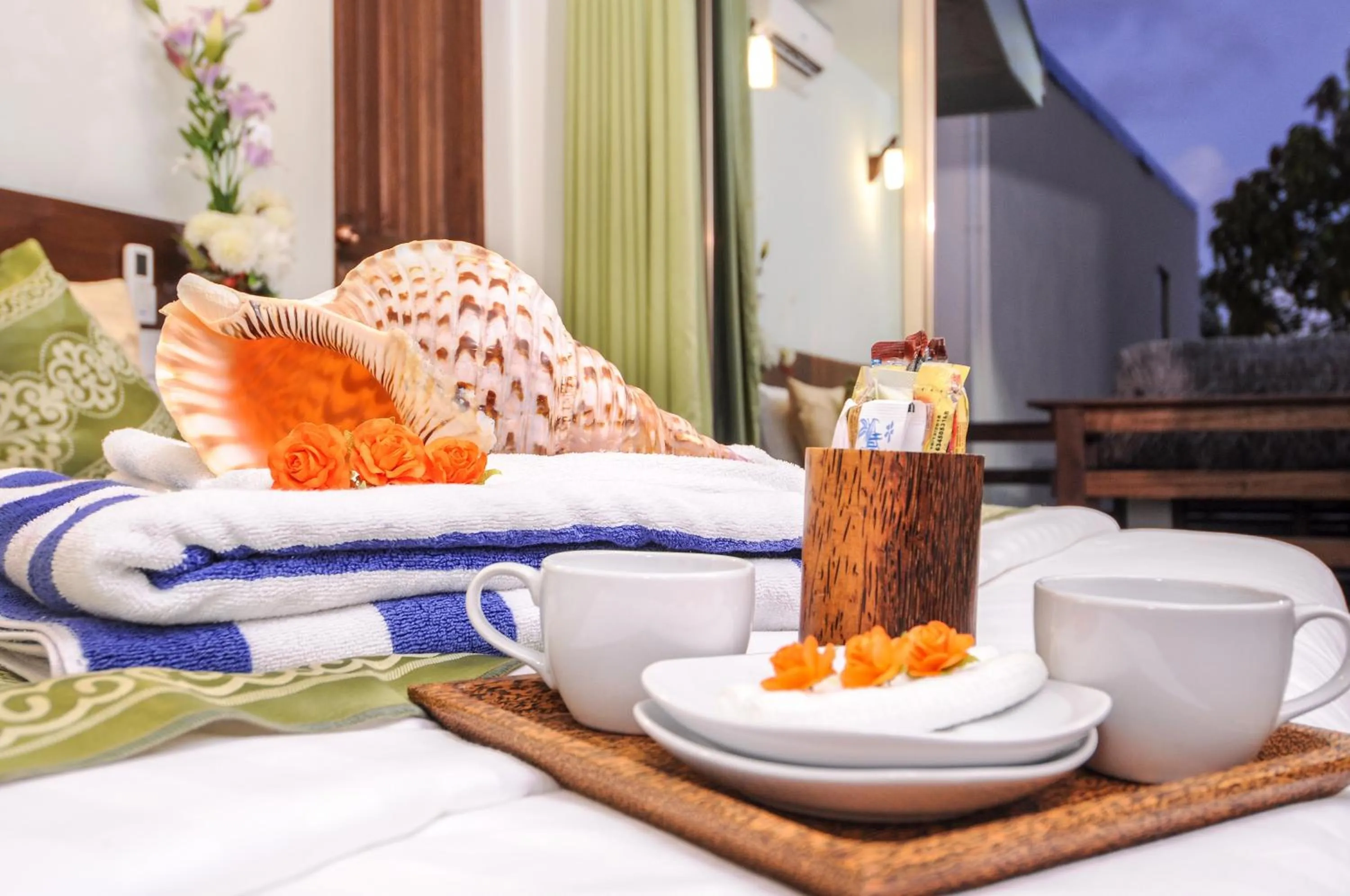 Bed in Salt Beach Hotel